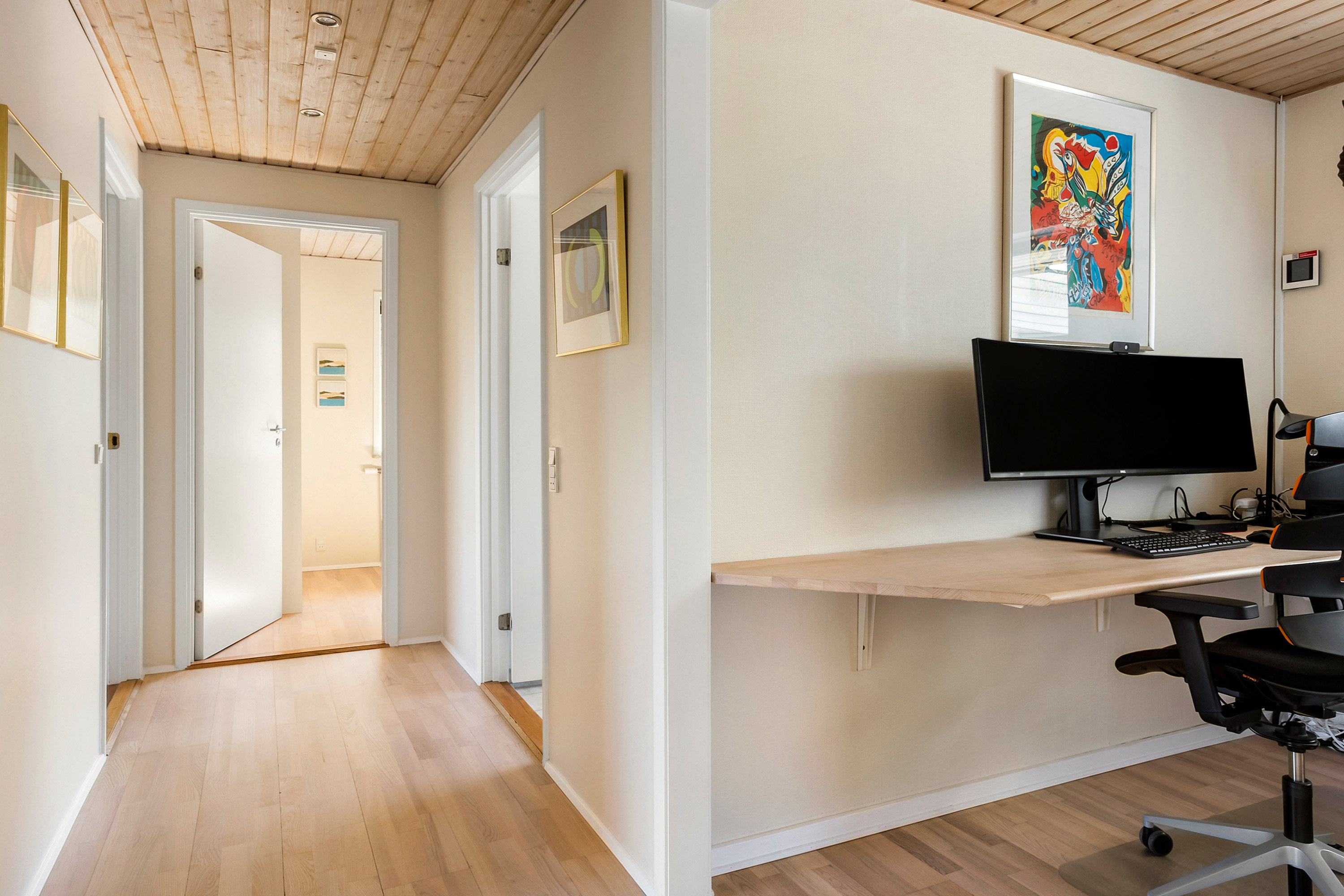 Fremhævet kontor billede i fuldskærmstilstand. Billede af Kirsebærvej 23, 6600 Vejen