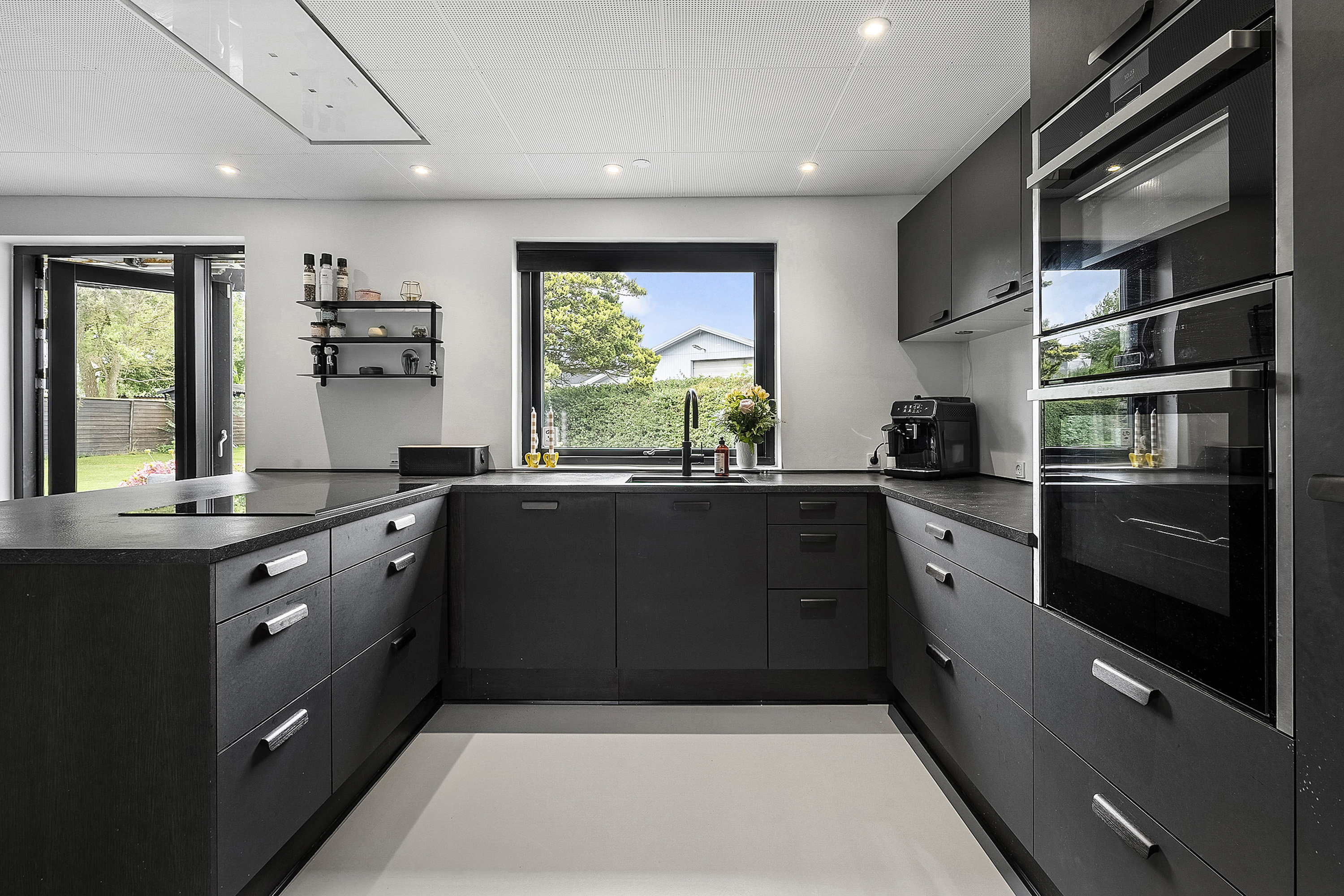 Fremhævet køkken billede i fuldskærmstilstand. Billede af Faaborgvej 205, Sanderum, 5250 Odense SV