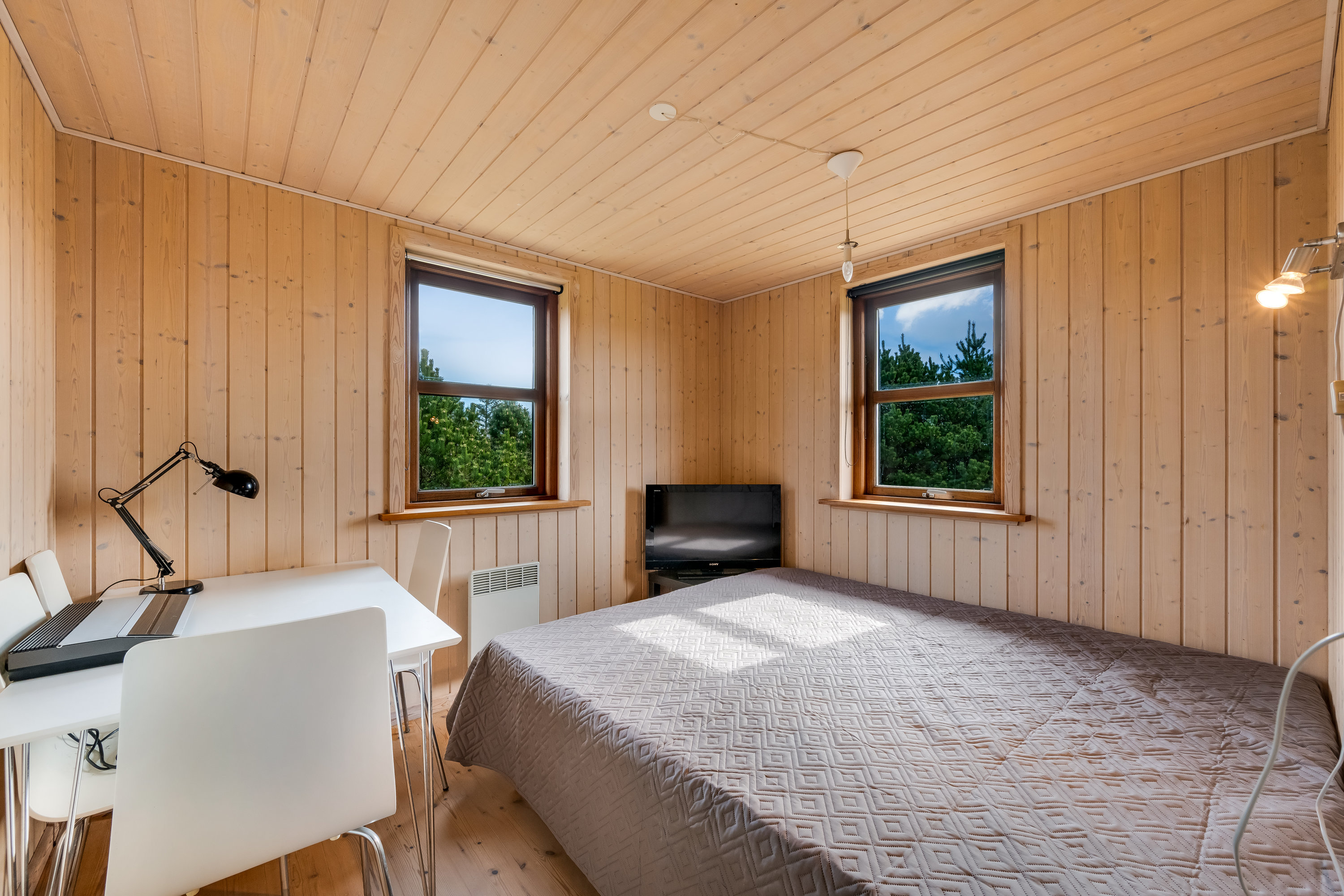 Fremhævet soveværelse billede i fuldskærmstilstand. Billede af Syrenvej 3, Stauning, 6900 Skjern