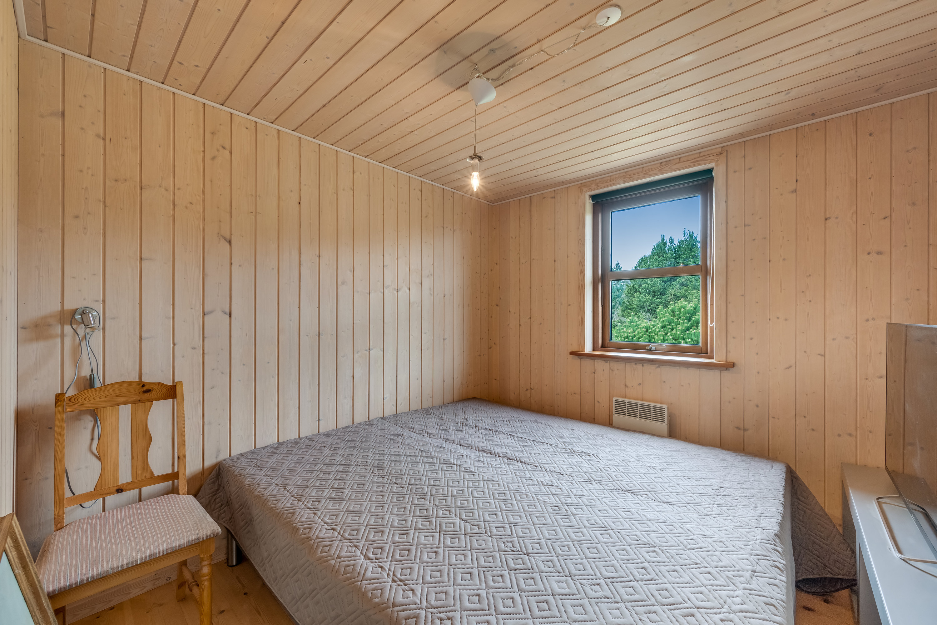 Fremhævet soveværelse billede i fuldskærmstilstand. Billede af Syrenvej 3, Stauning, 6900 Skjern