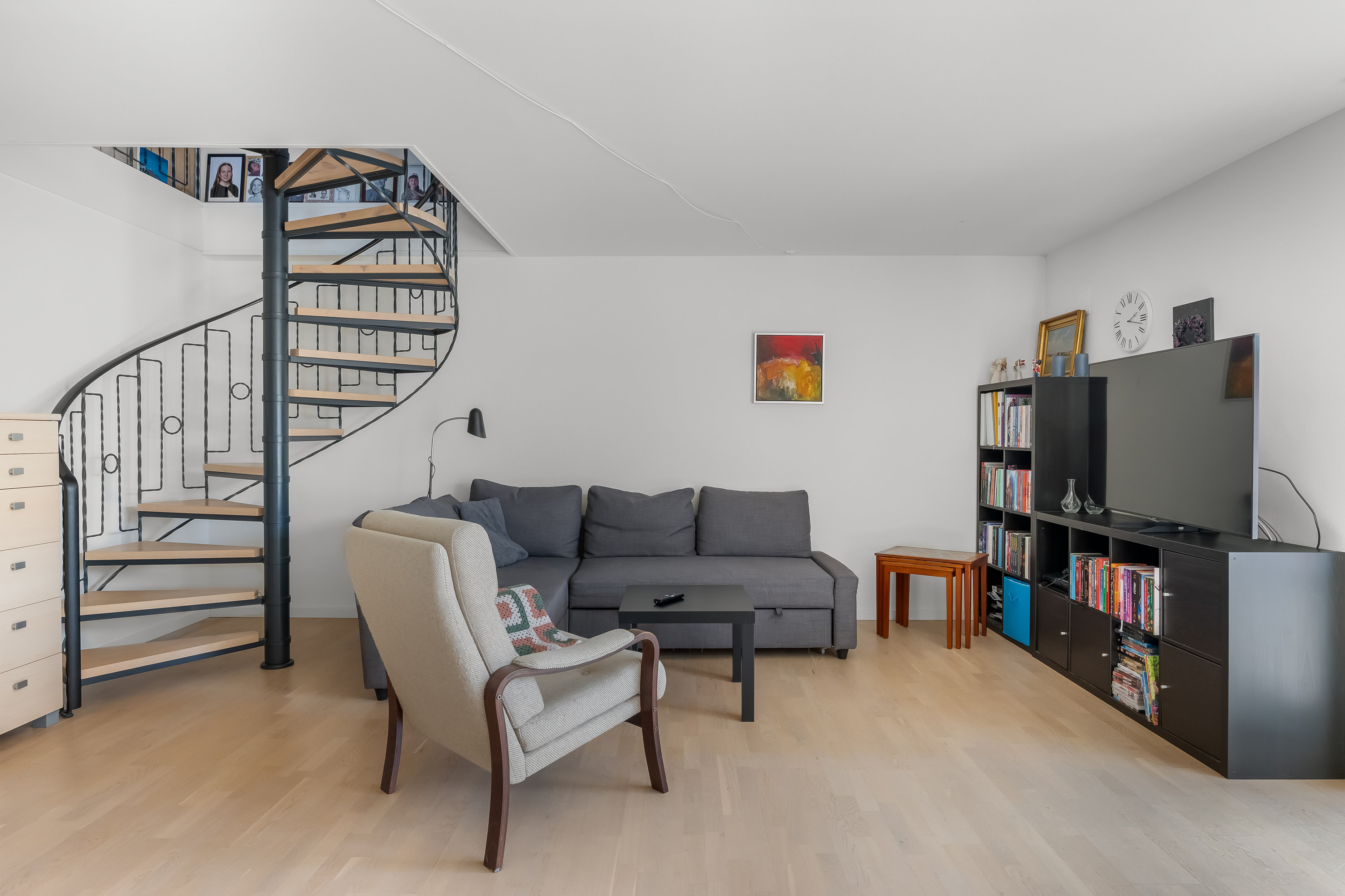 Fremhævet stue billede i fuldskærmstilstand. Billede af Kirkevænget 31B, 6870 Ølgod