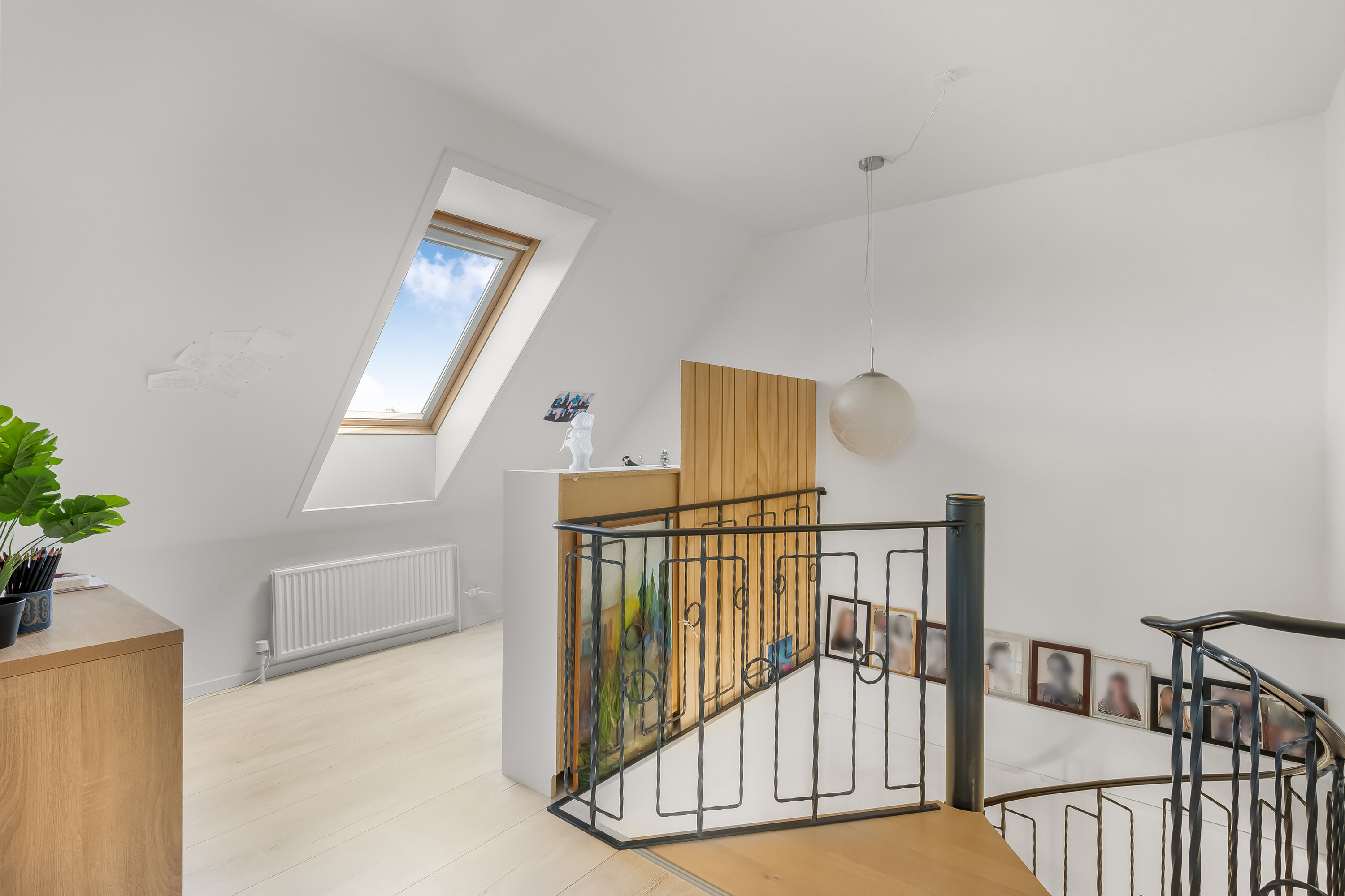 Fremhævet trappe billede i fuldskærmstilstand. Billede af Kirkevænget 31B, 6870 Ølgod