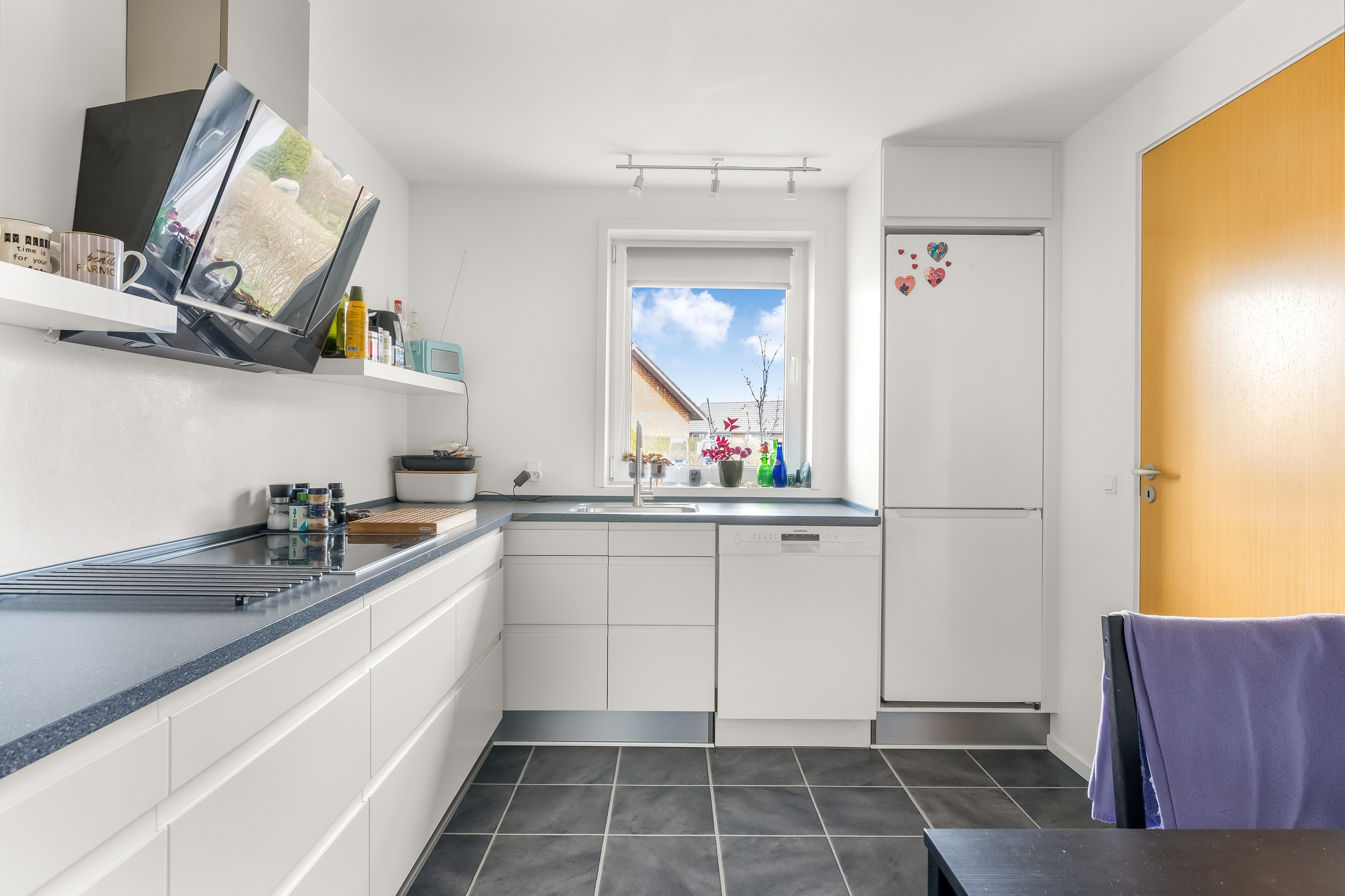 Fremhævet køkken billede i fuldskærmstilstand. Billede af Kirkevænget 31B, 6870 Ølgod