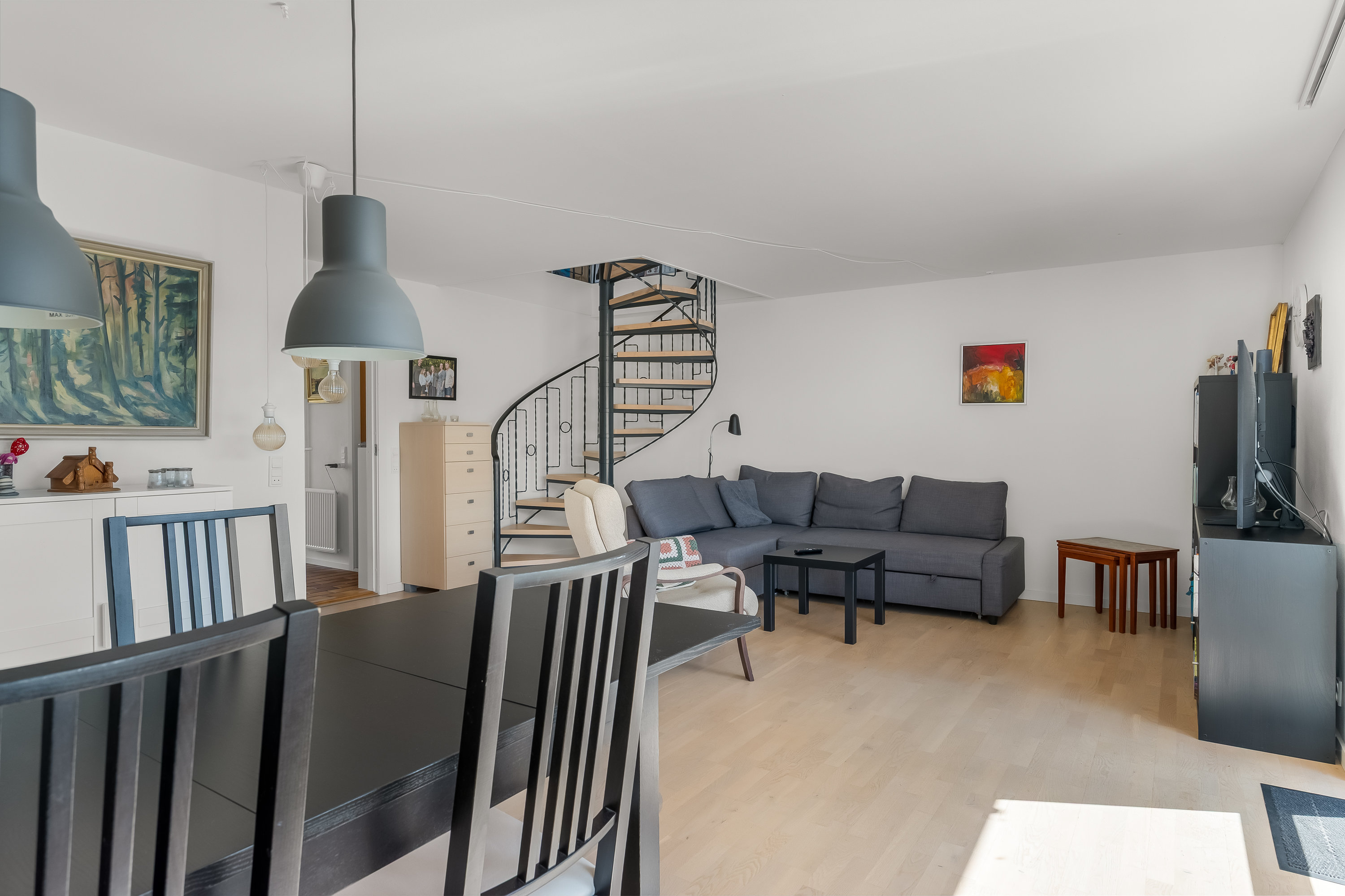 Fremhævet stue billede i fuldskærmstilstand. Billede af Kirkevænget 31B, 6870 Ølgod