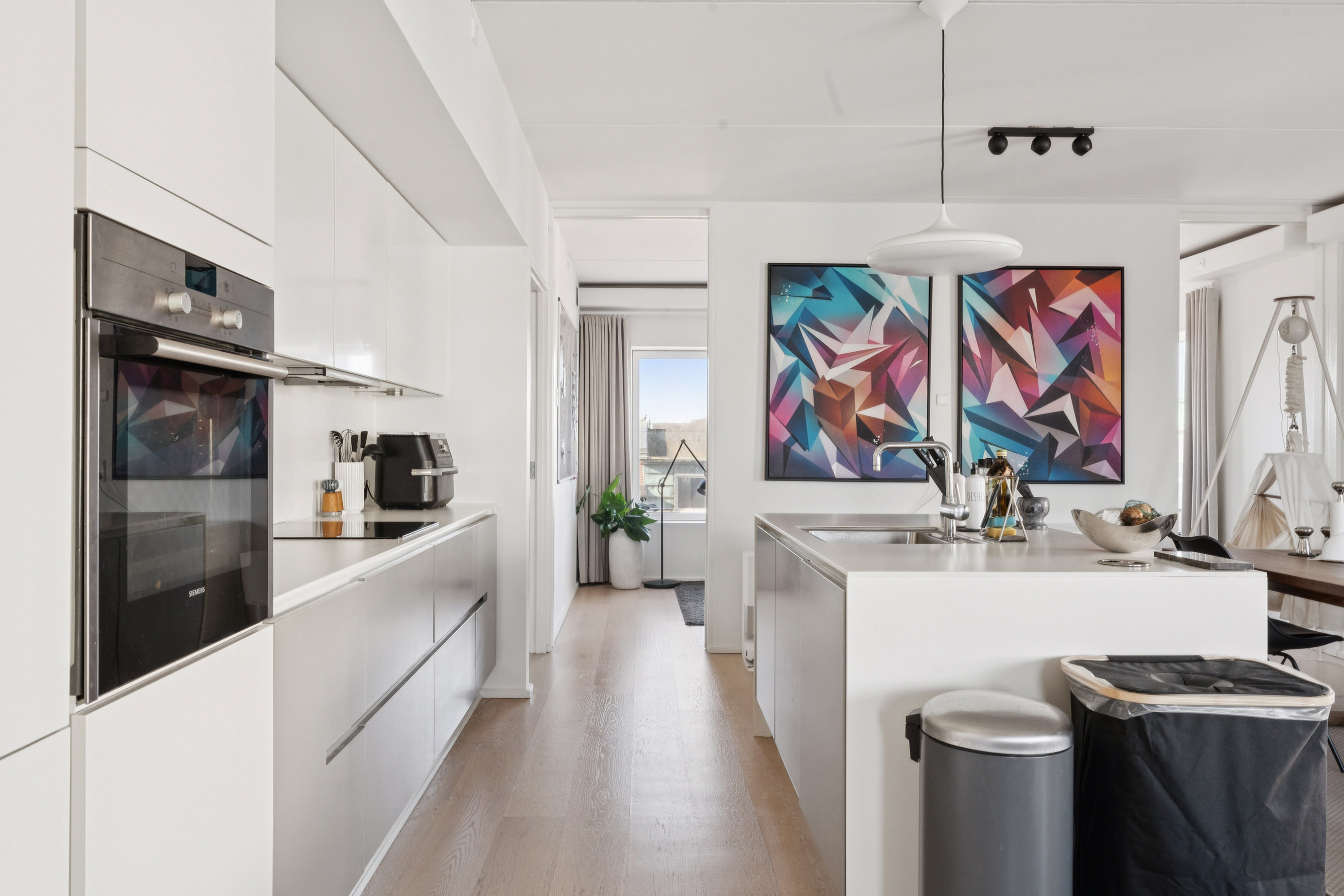 Fremhævet køkken billede i fuldskærmstilstand. Billede af Strandvejen 3, 6. 1., 9000 Aalborg