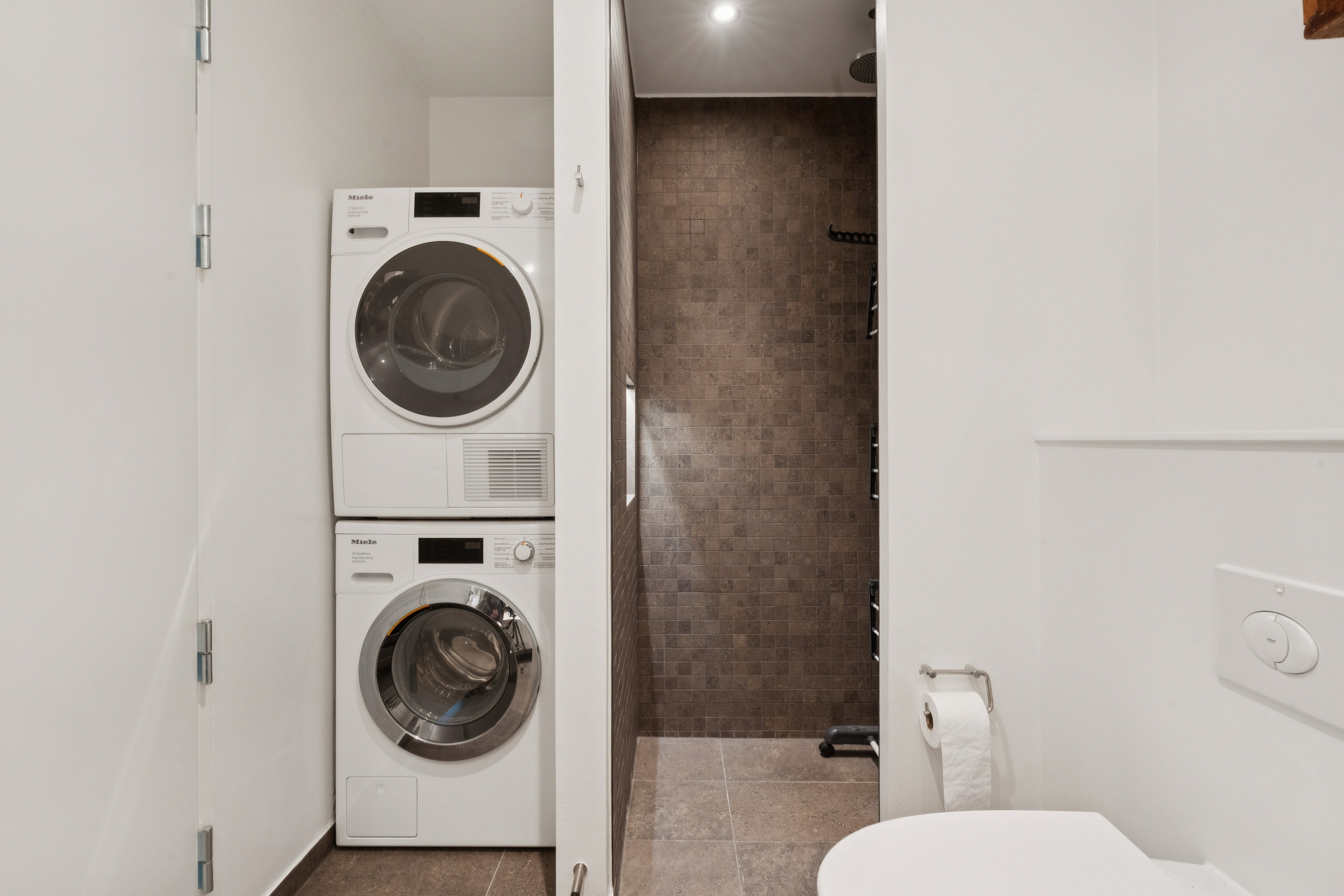 Fremhævet badeværelse billede i fuldskærmstilstand. Billede af Strandvejen 3, 6. 1., 9000 Aalborg