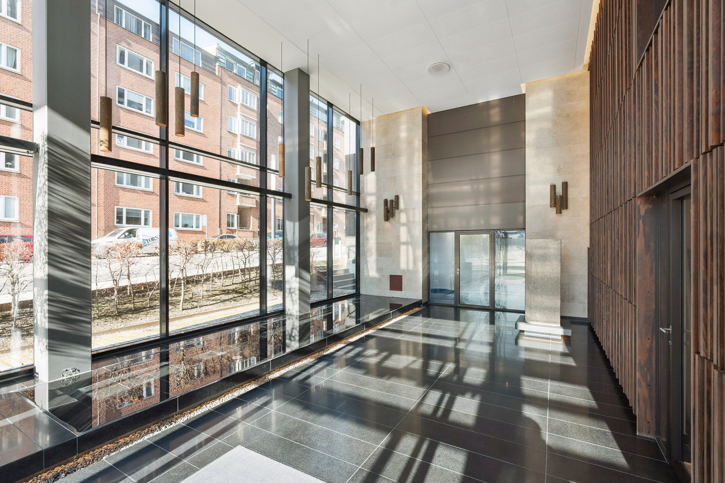 Fremhævet butik billede i fuldskærmstilstand. Billede af Strandvejen 3, 6. 1., 9000 Aalborg