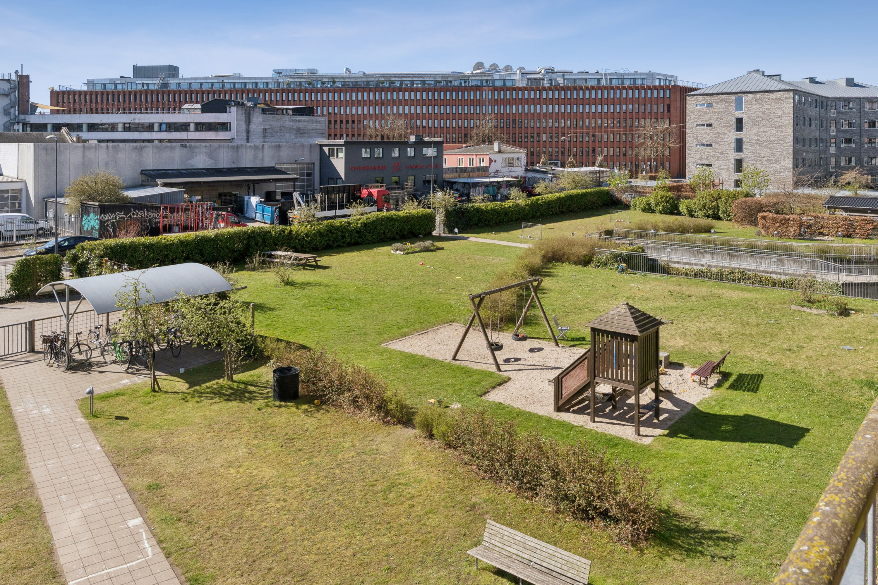 Fremhævet have billede i fuldskærmstilstand. Billede af Venøgade 24, 2. mf., 2100 København Ø