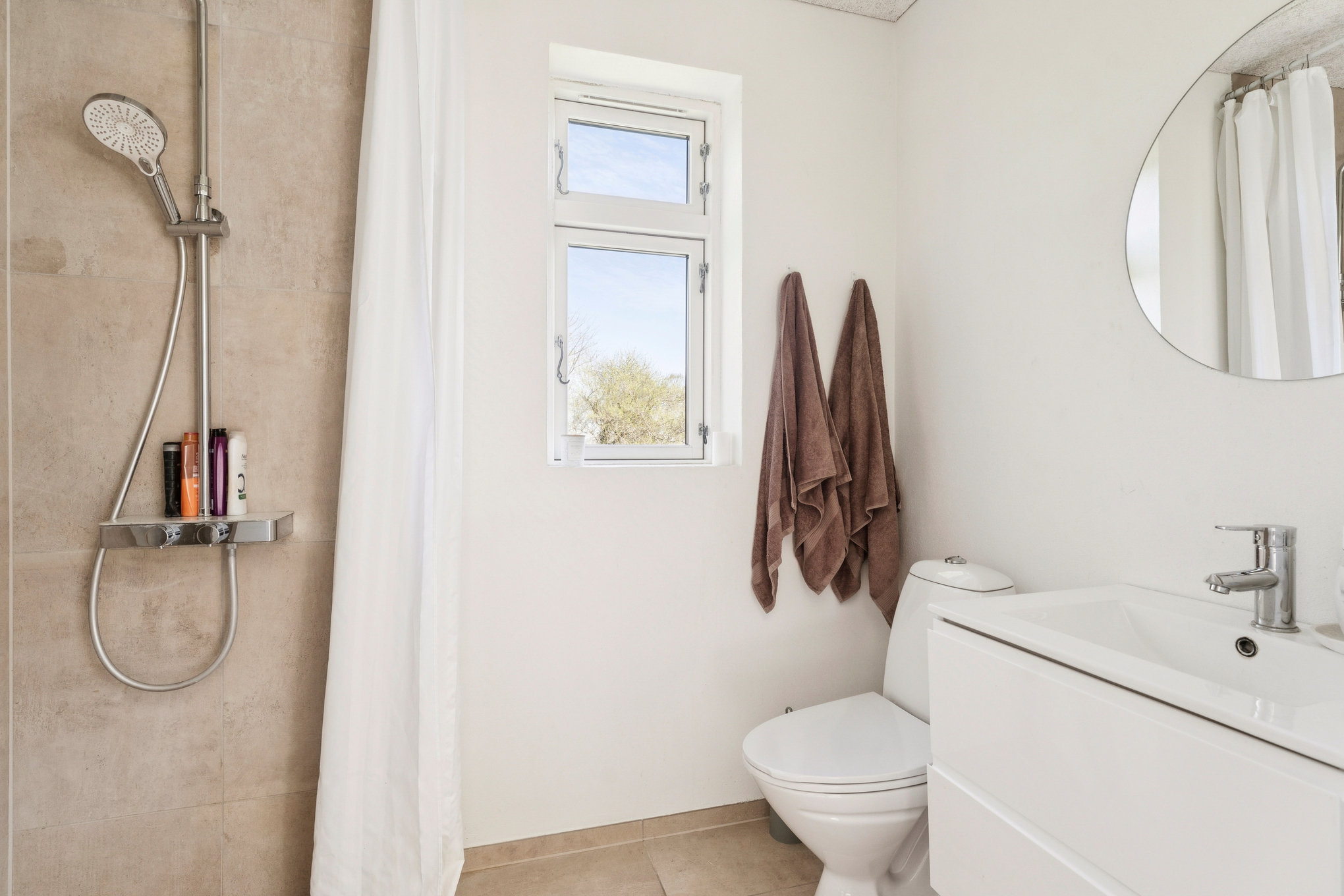 Fremhævet badeværelse billede i fuldskærmstilstand. Billede af Bjellerup Alle 40, 8930 Randers NØ