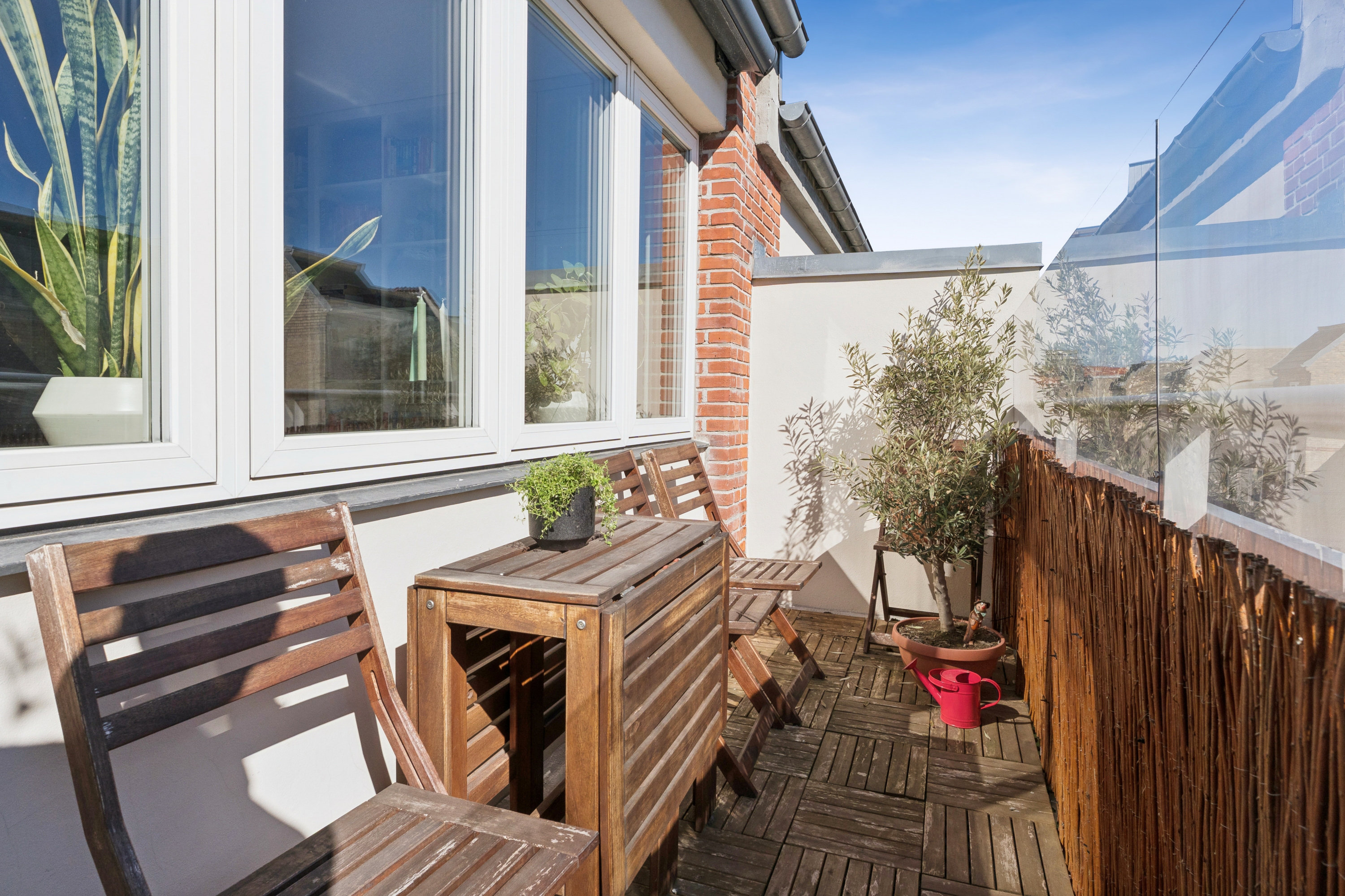 Fremhævet terrasse billede i fuldskærmstilstand. Billede af Korsørgade 4, 5. 1., 2100 København Ø