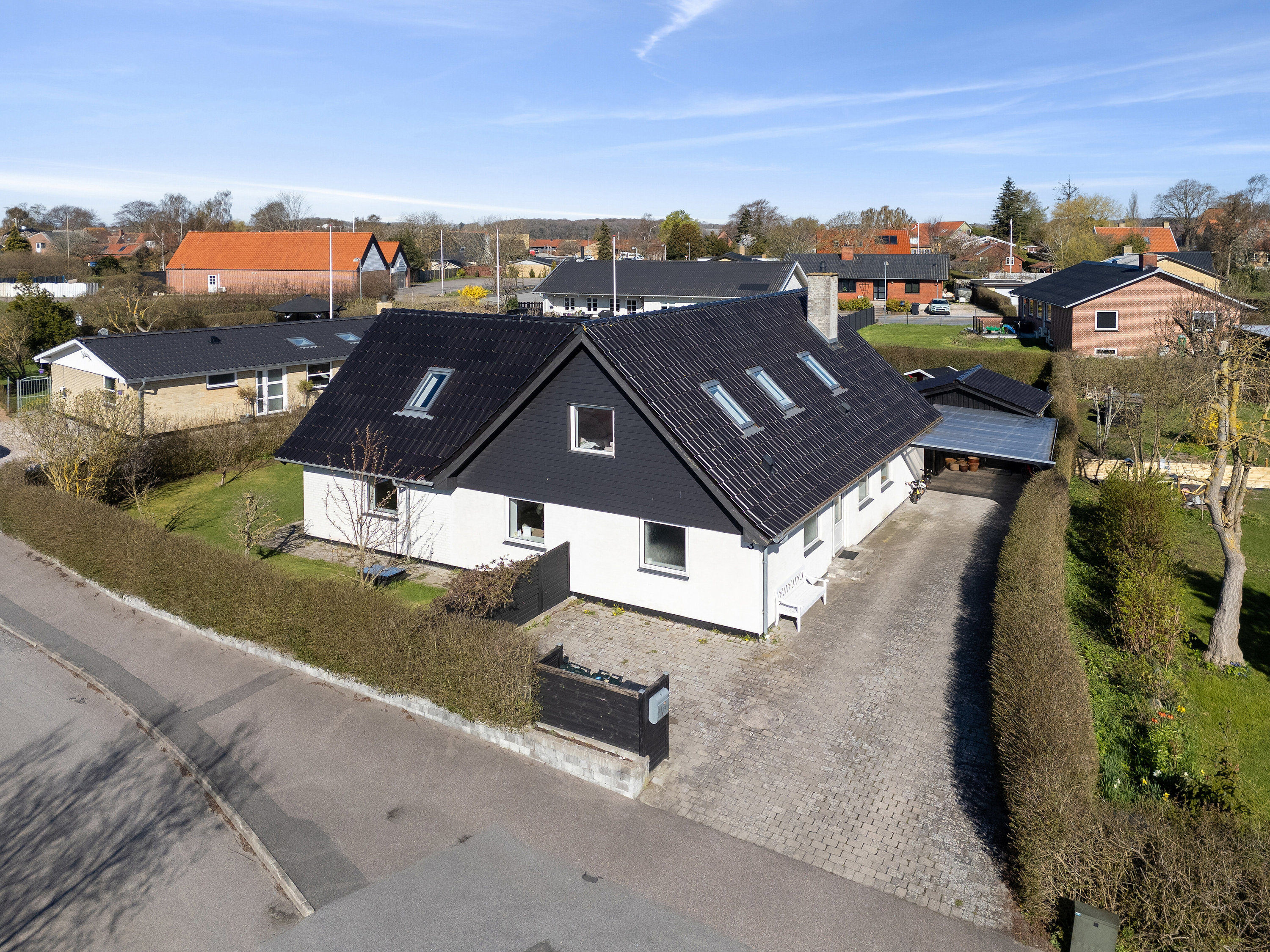 Fremhævet luftfoto billede i fuldskærmstilstand. Billede af Tjørnevej 3, 4230 Skælskør