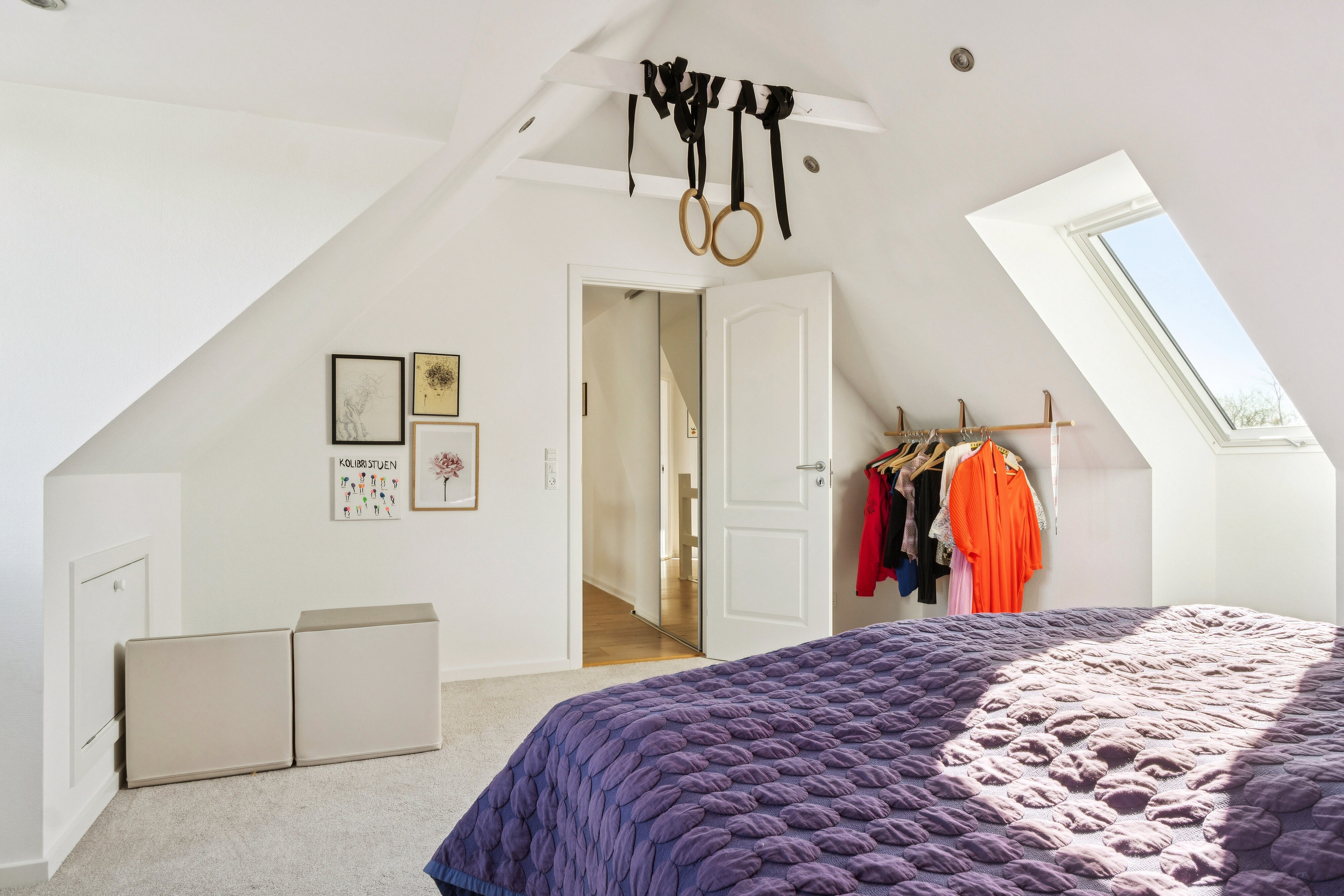 Fremhævet soveværelse billede i fuldskærmstilstand. Billede af Tjørnevej 3, 4230 Skælskør