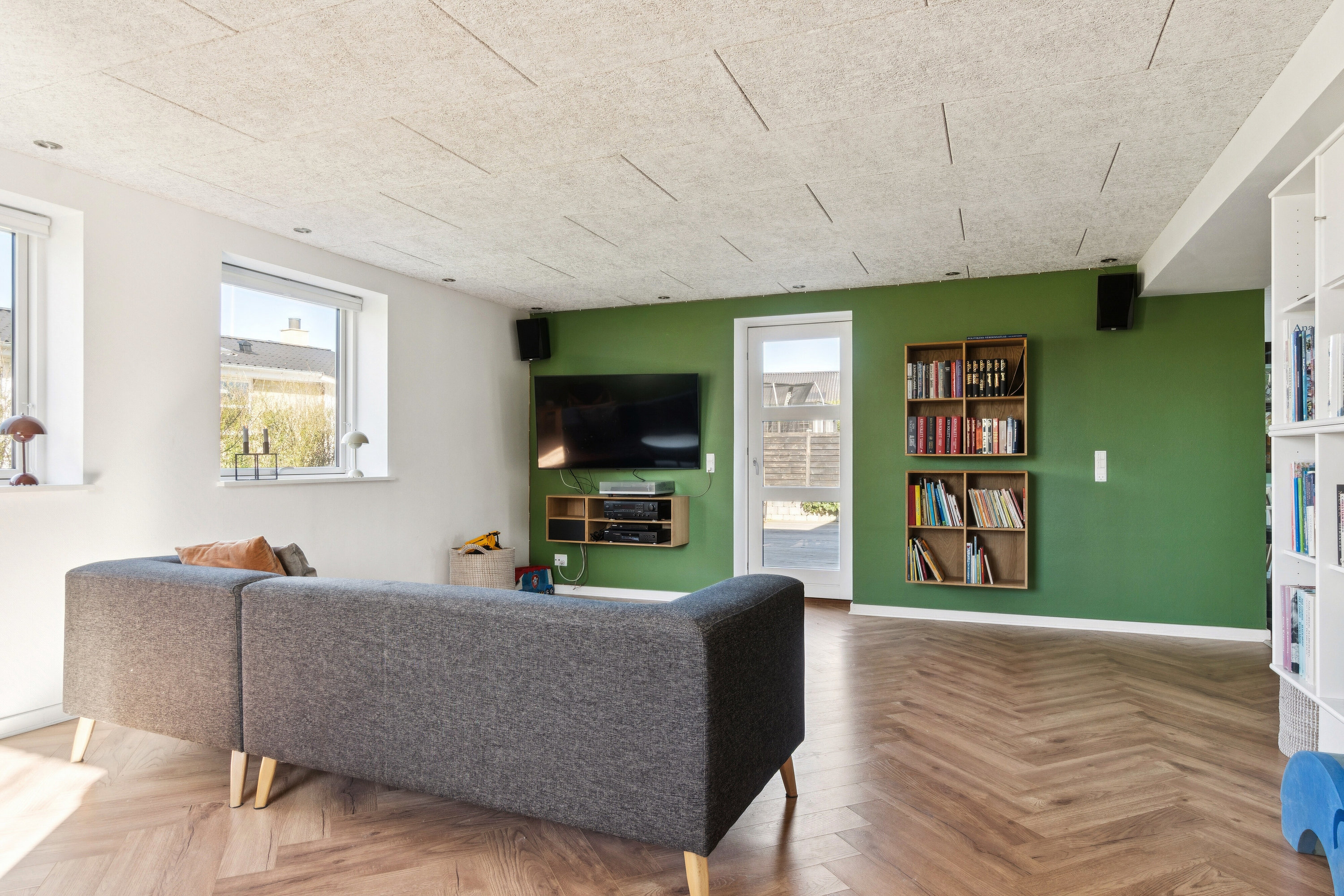 Fremhævet stue billede i fuldskærmstilstand. Billede af Tjørnevej 3, 4230 Skælskør