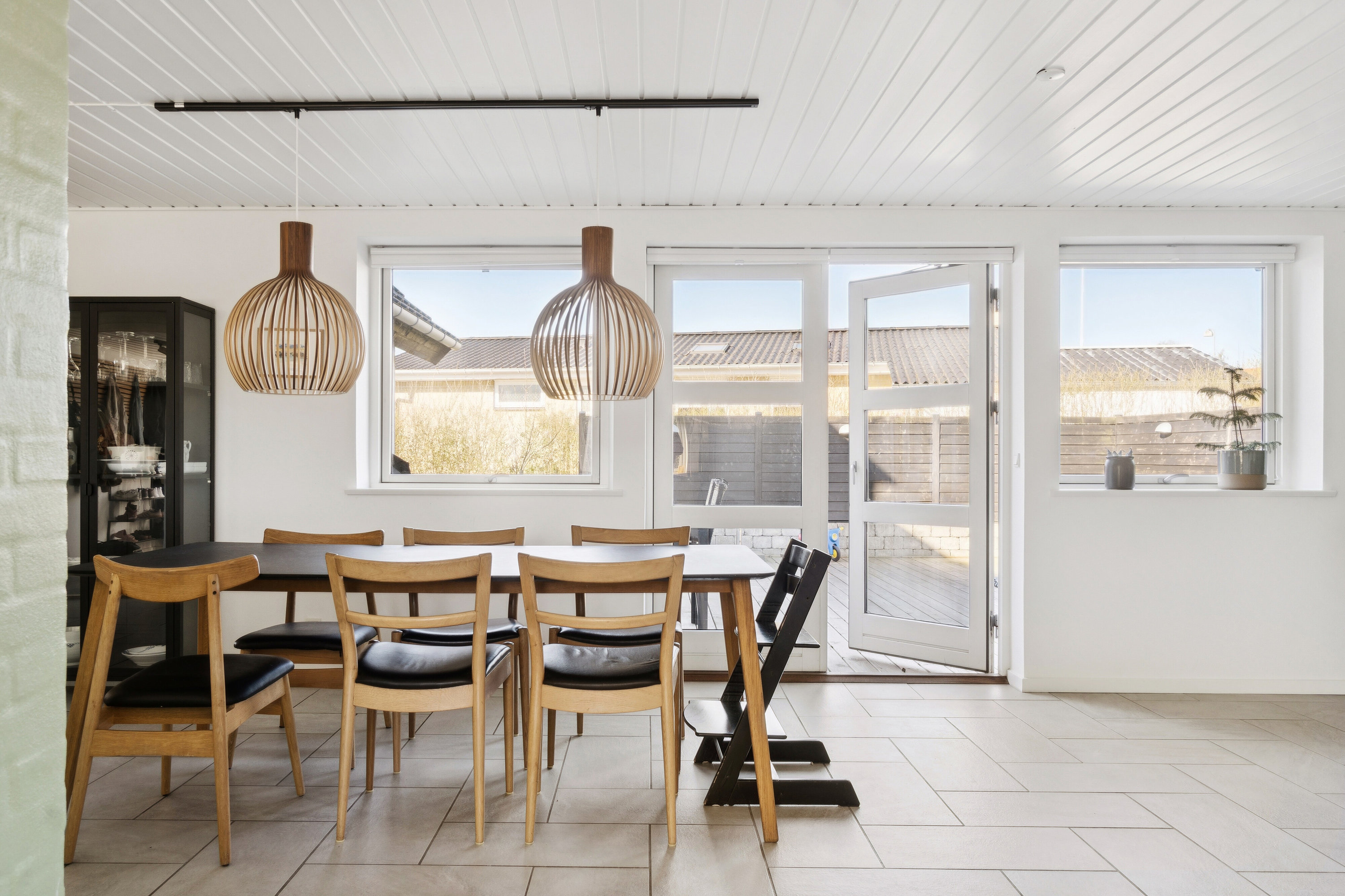 Fremhævet spisestue billede i fuldskærmstilstand. Billede af Tjørnevej 3, 4230 Skælskør