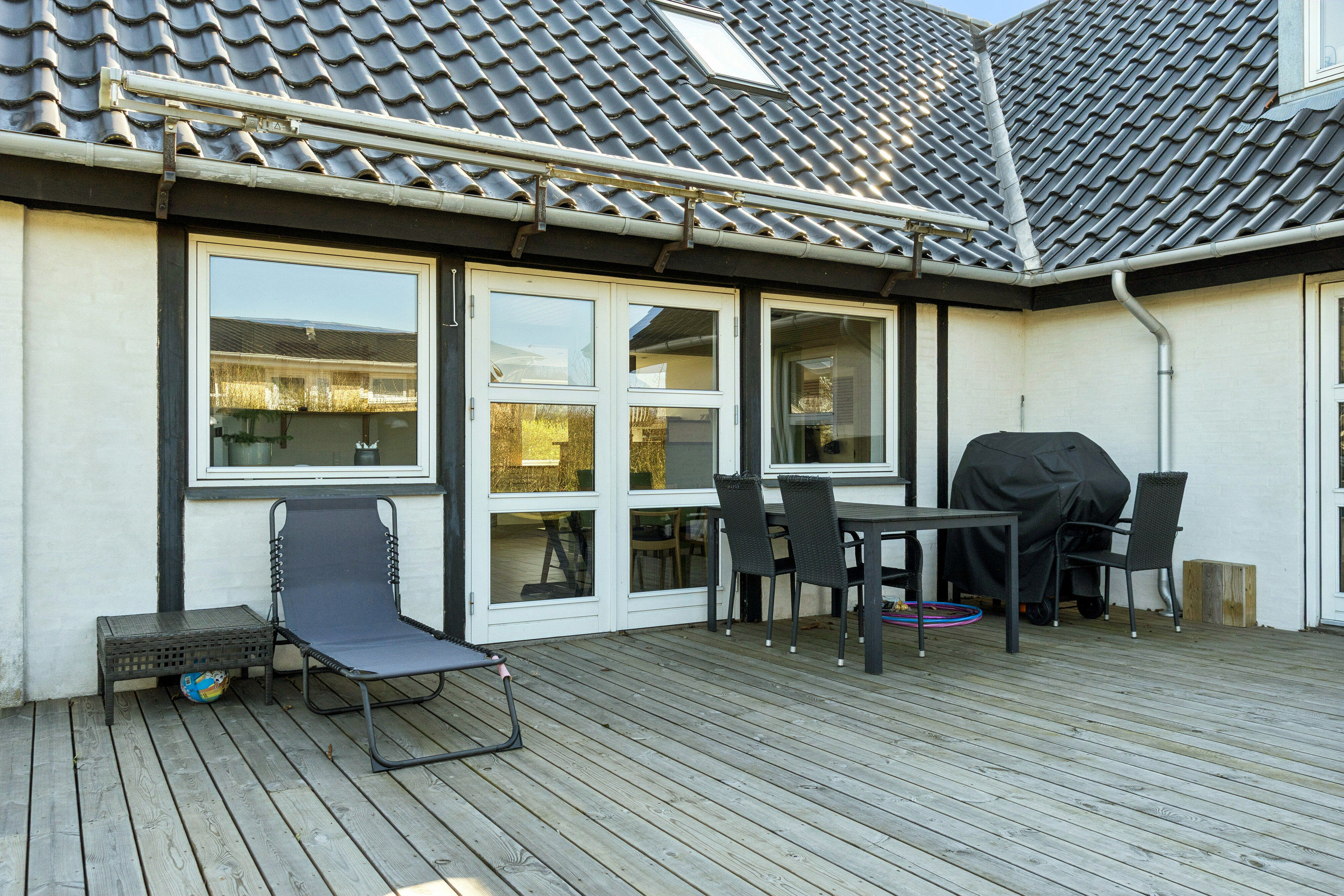 Fremhævet terrasse billede i fuldskærmstilstand. Billede af Tjørnevej 3, 4230 Skælskør