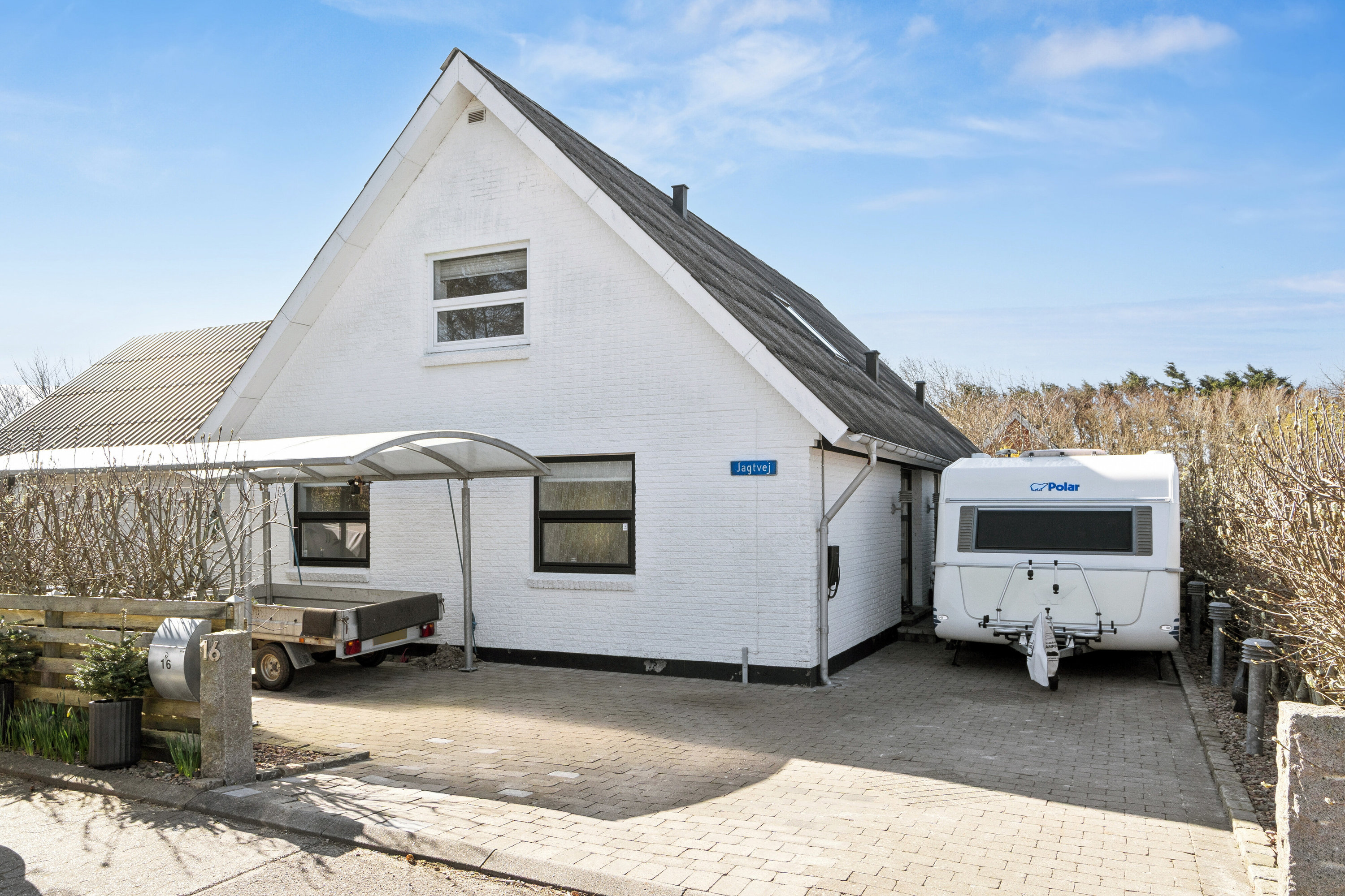 Fremhævet set fra vejen billede i fuldskærmstilstand. Billede af Bygmarken 16, 7730 Hanstholm