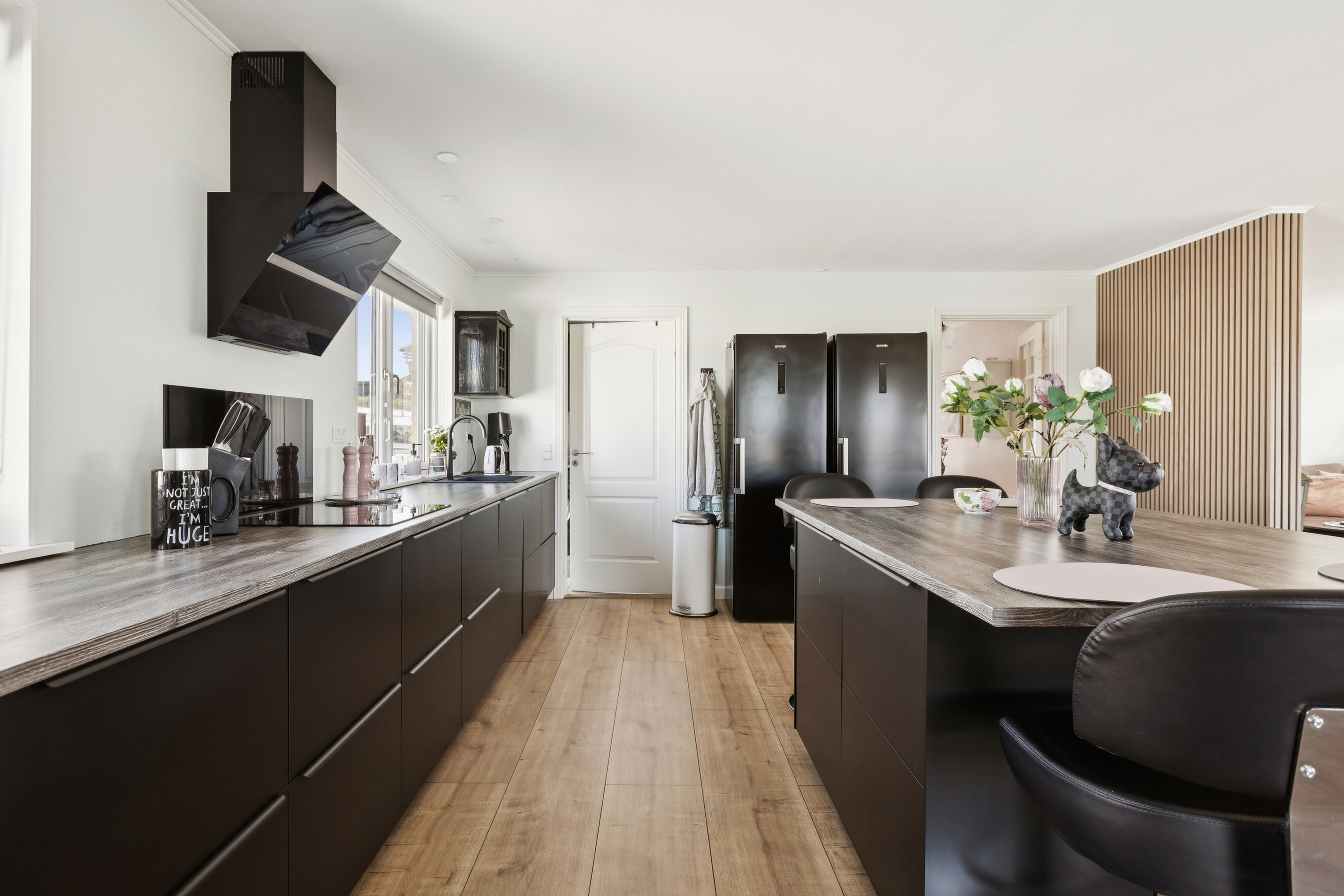 Fremhævet køkken billede i fuldskærmstilstand. Billede af Sundvej 3, Gl Kalvehave, 4771 Kalvehave