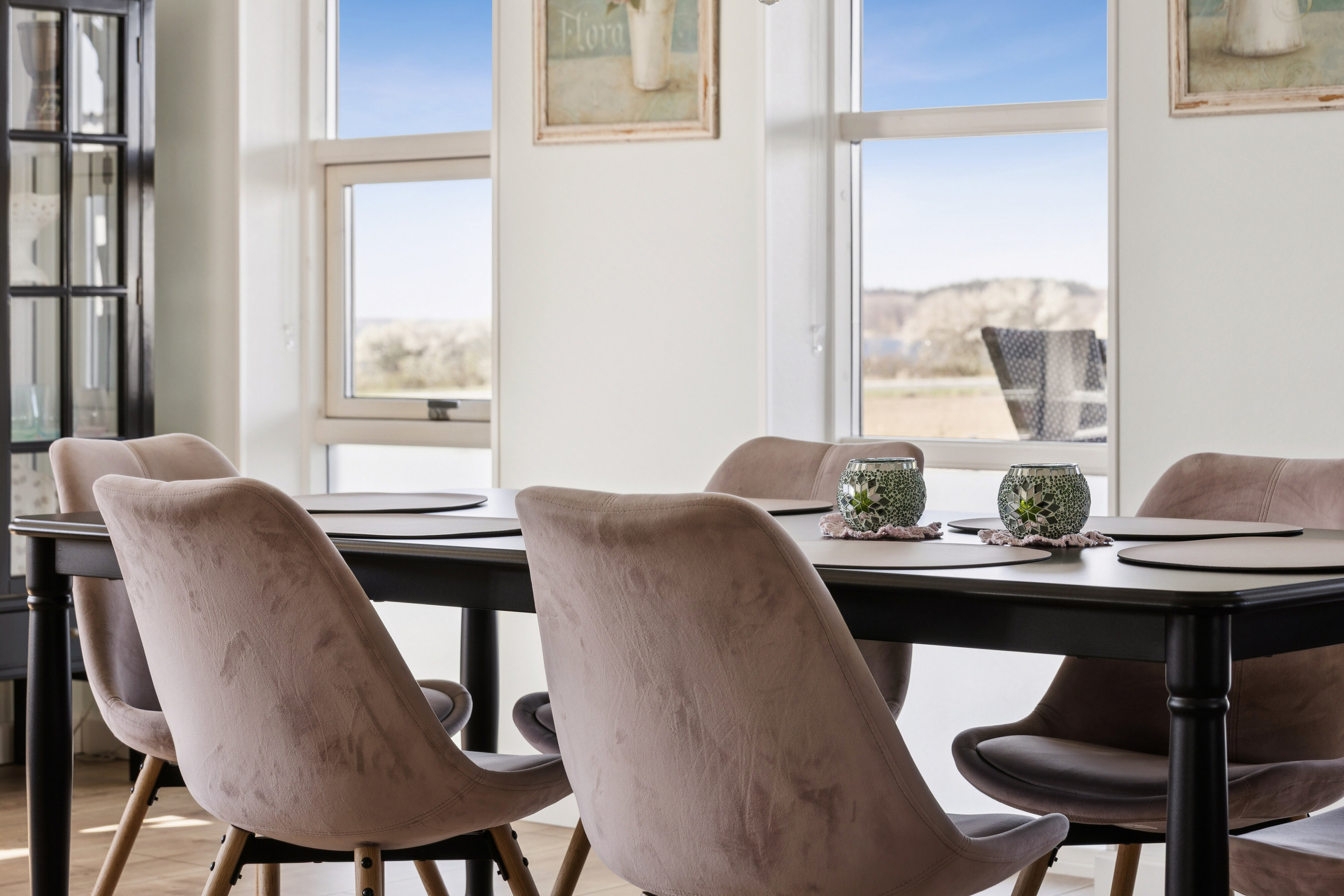 Fremhævet spisestue billede i fuldskærmstilstand. Billede af Sundvej 3, Gl Kalvehave, 4771 Kalvehave