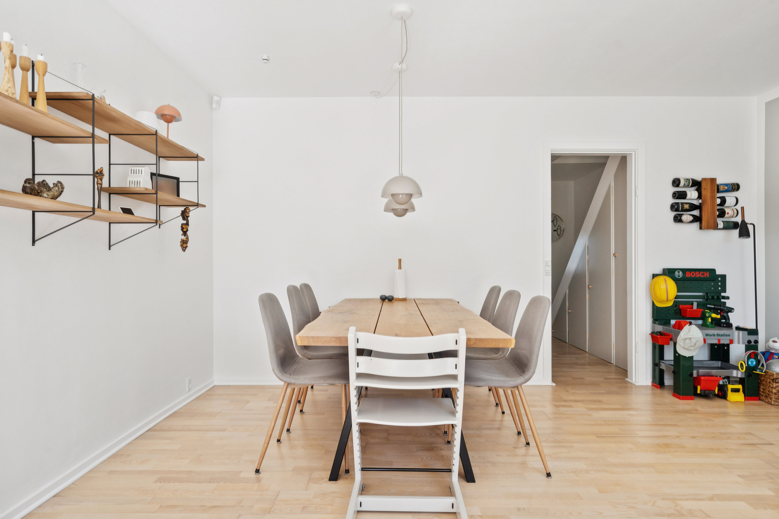 Fremhævet værelse billede i fuldskærmstilstand. Billede af Gertrud Rasks Vej 122, Gug, 9210 Aalborg SØ