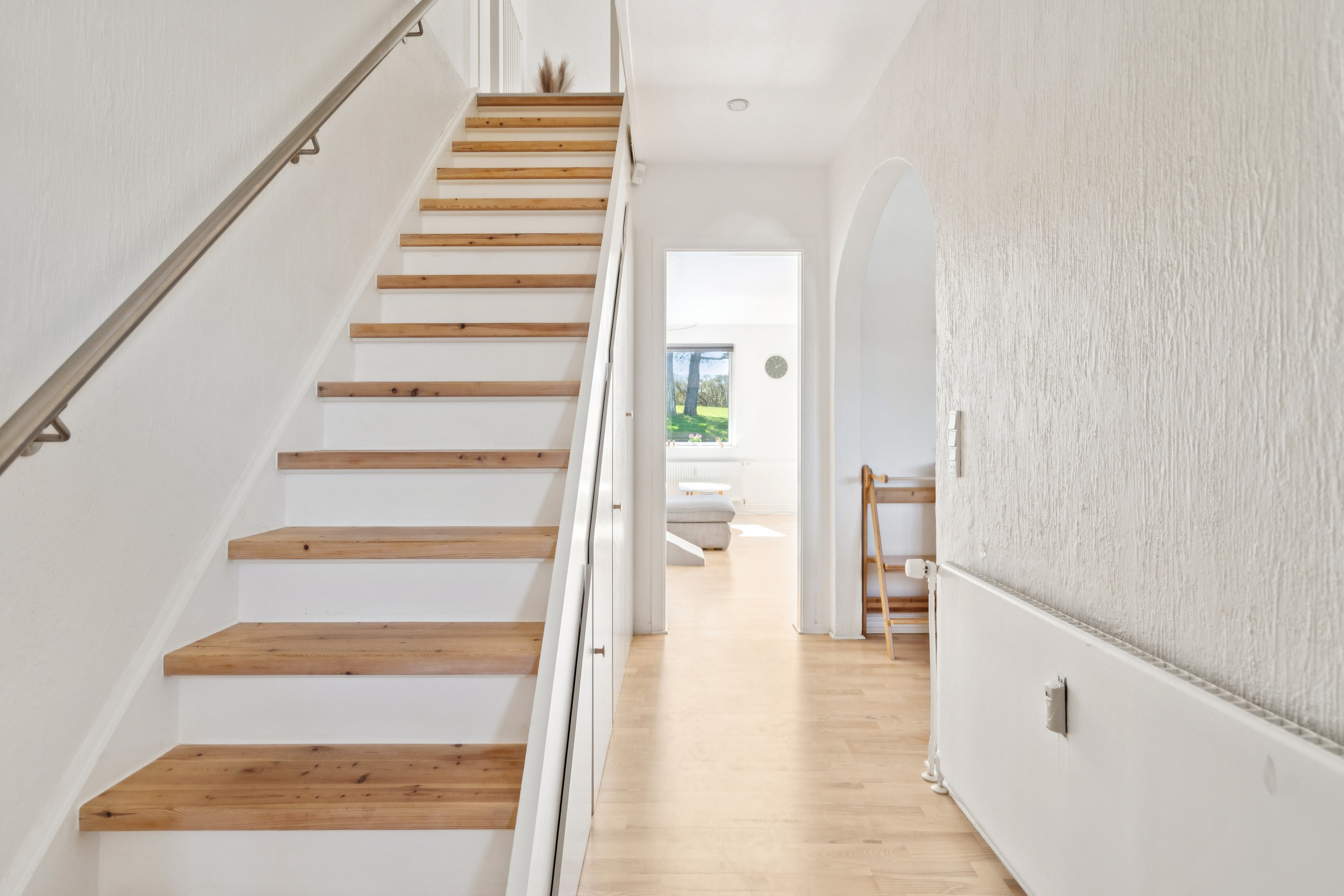 Fremhævet gang billede i fuldskærmstilstand. Billede af Gertrud Rasks Vej 122, Gug, 9210 Aalborg SØ