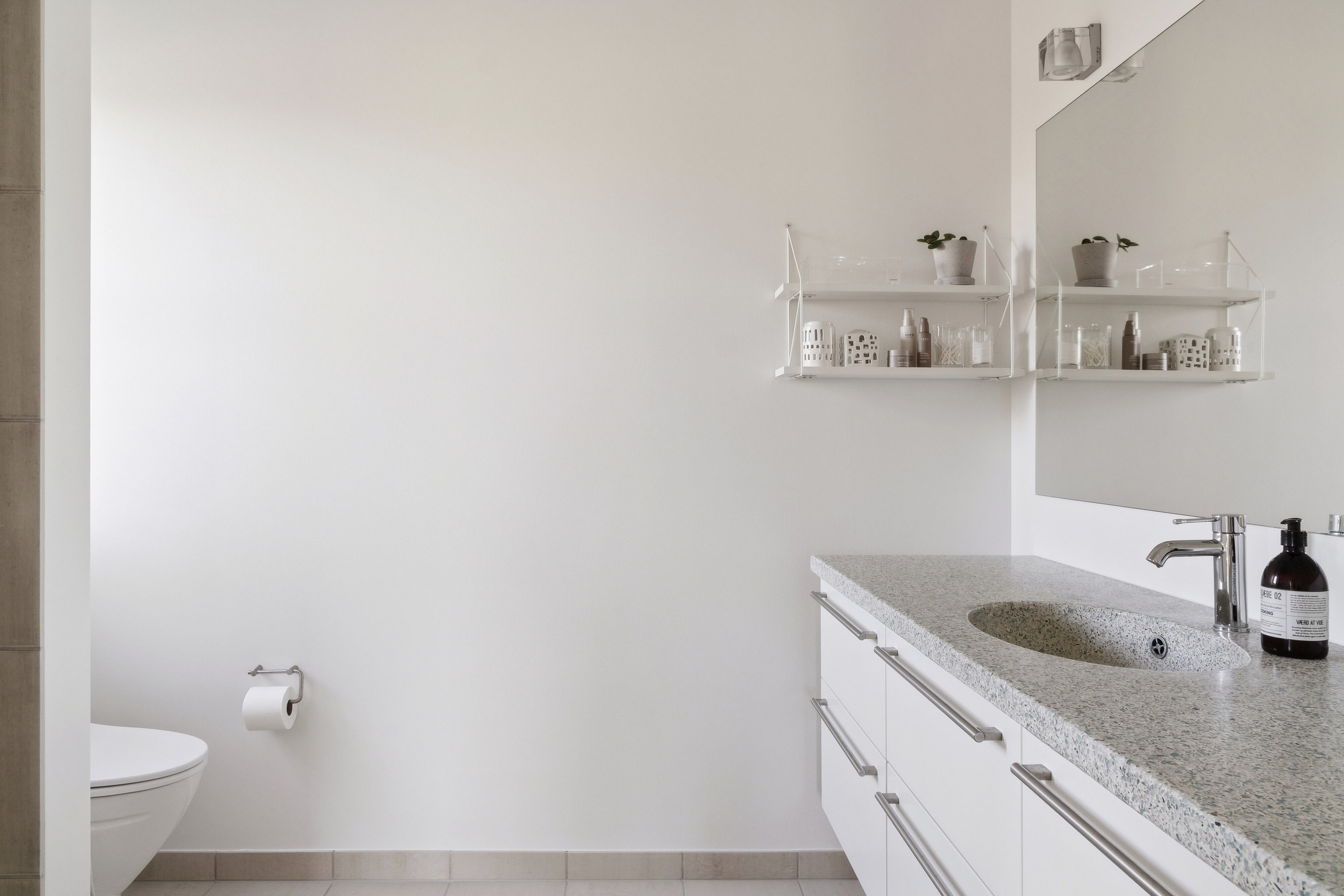 Fremhævet badeværelse billede i fuldskærmstilstand. Billede af Mustrupvej 51, 8320 Mårslet