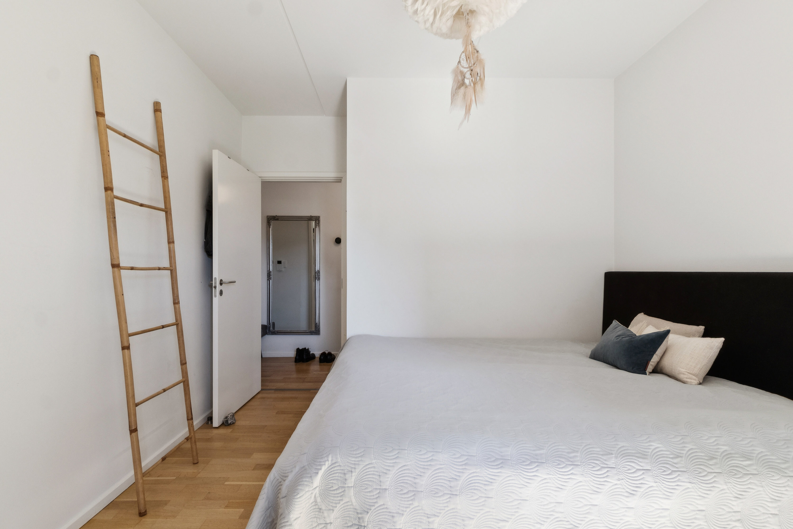 Fremhævet soveværelse billede i fuldskærmstilstand. Billede af Carl Th. Zahles Gade 4, 2. tv., 2300 København S