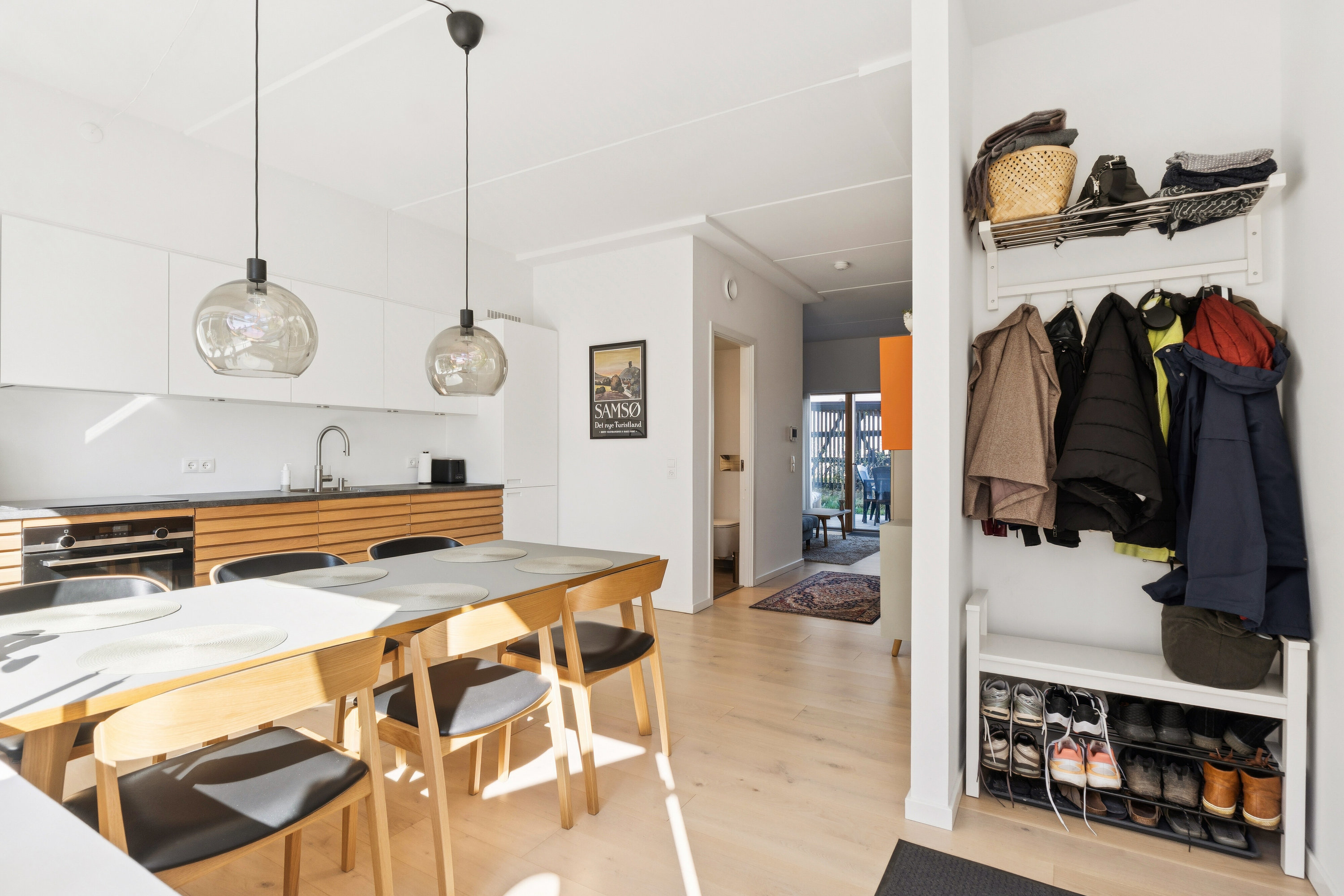 Fremhævet køkken billede i fuldskærmstilstand. Billede af Premieren 22, 4000 Roskilde