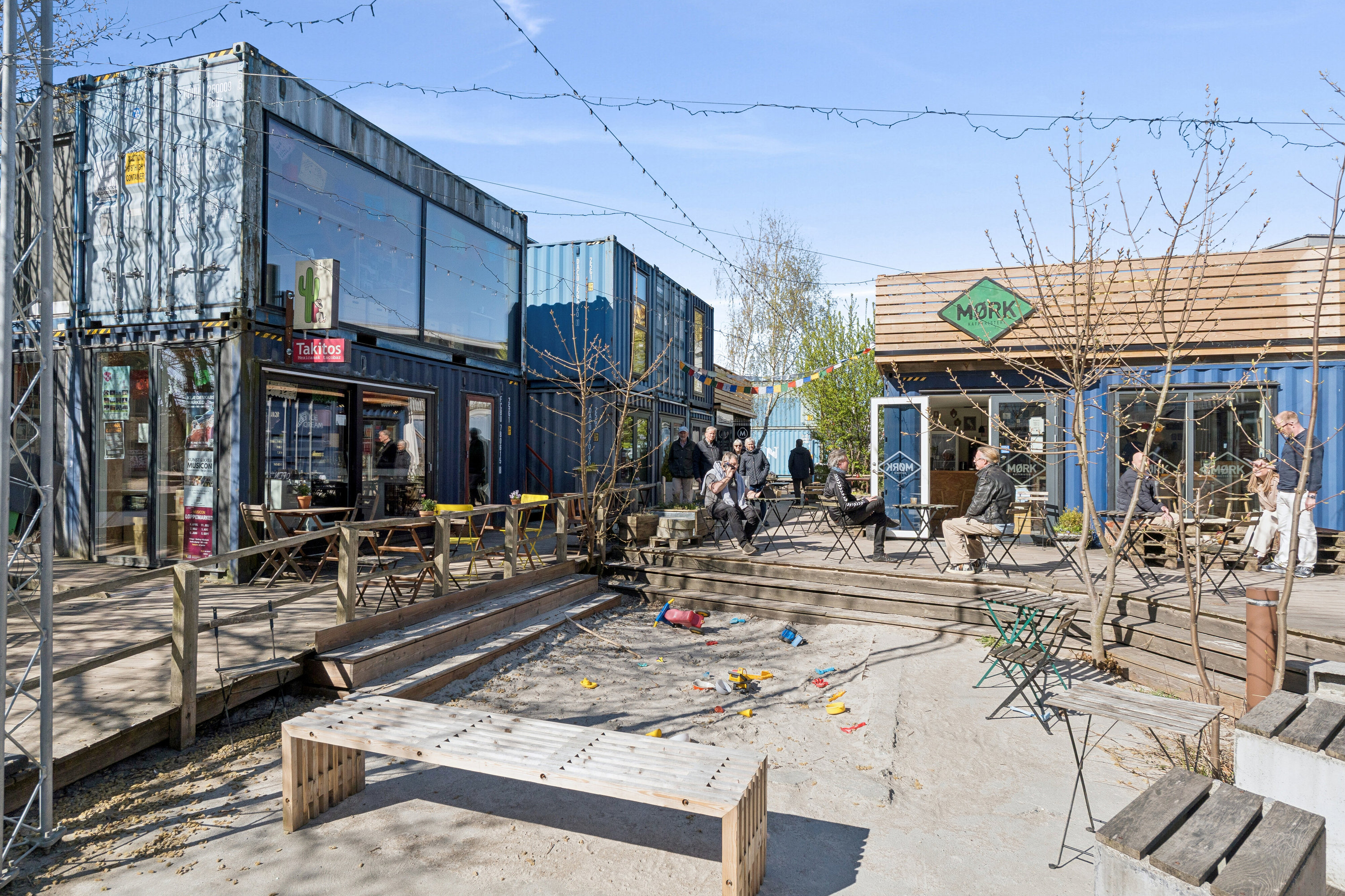 Fremhævet set fra haven billede i fuldskærmstilstand. Billede af Premieren 22, 4000 Roskilde