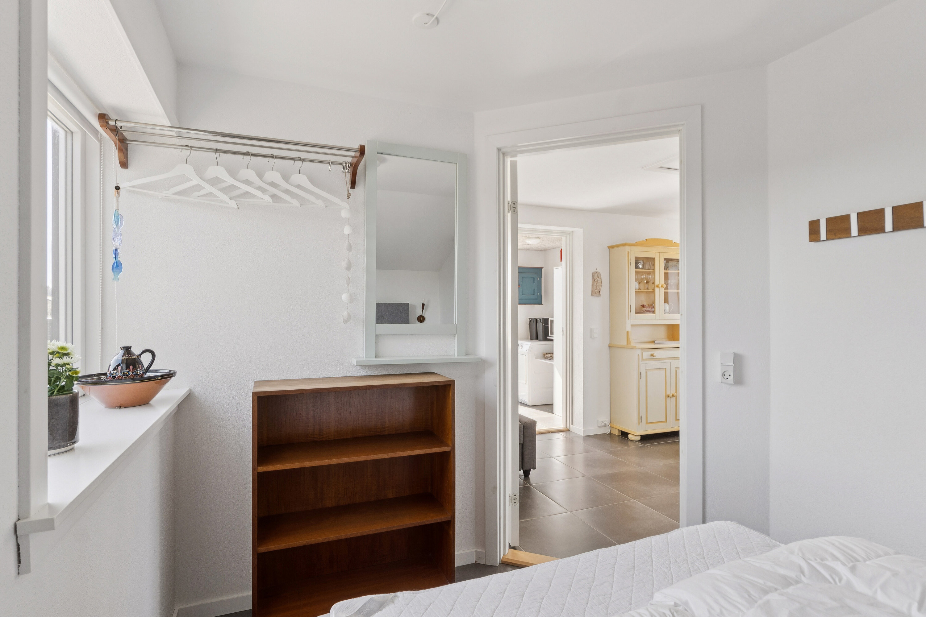 Fremhævet soveværelse billede i fuldskærmstilstand. Billede af Udemarken 38, Skal Klit, 9800 Hjørring