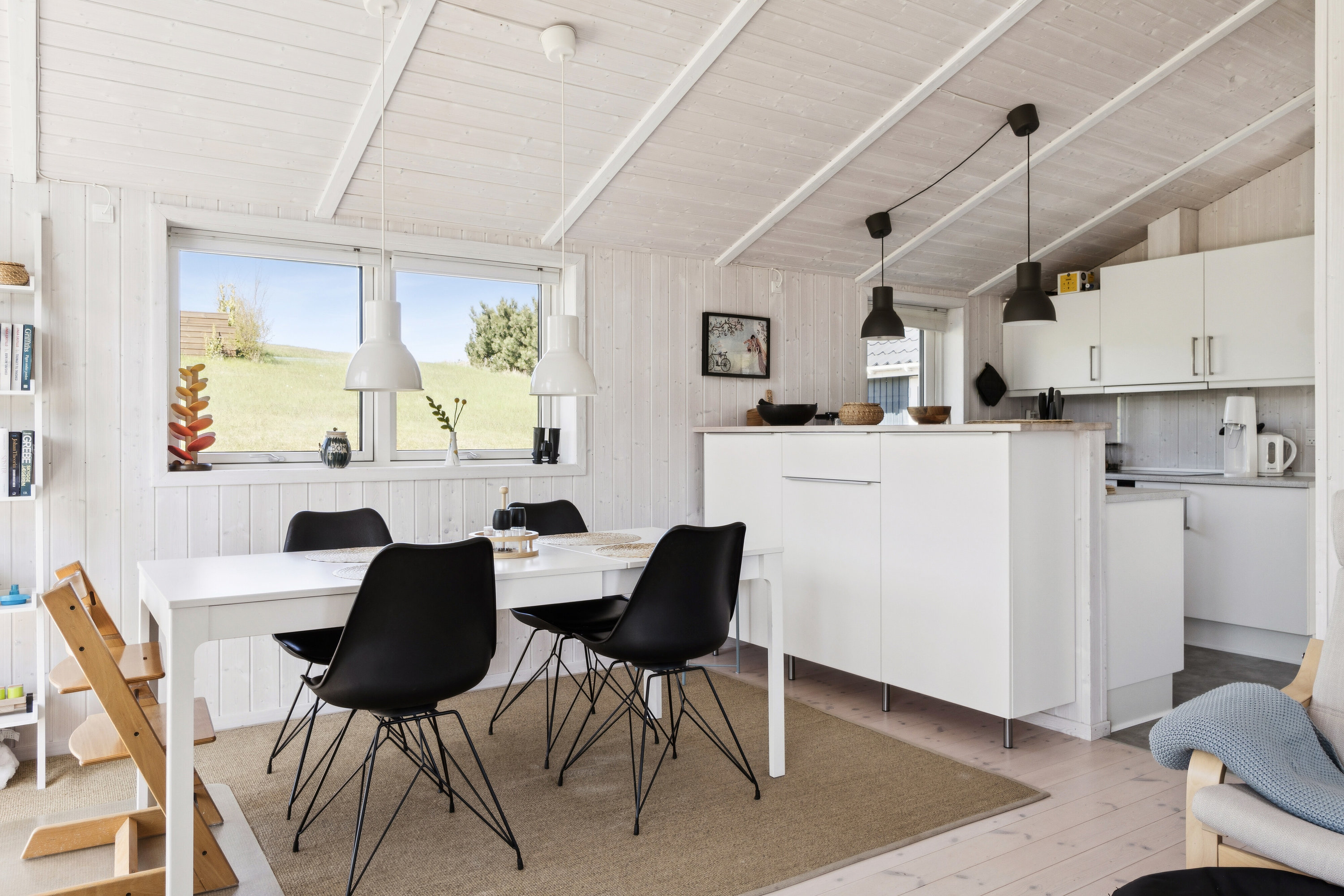 Fremhævet spisestue billede i fuldskærmstilstand. Billede af Nissestien 29, Kårup, 4540 Fårevejle