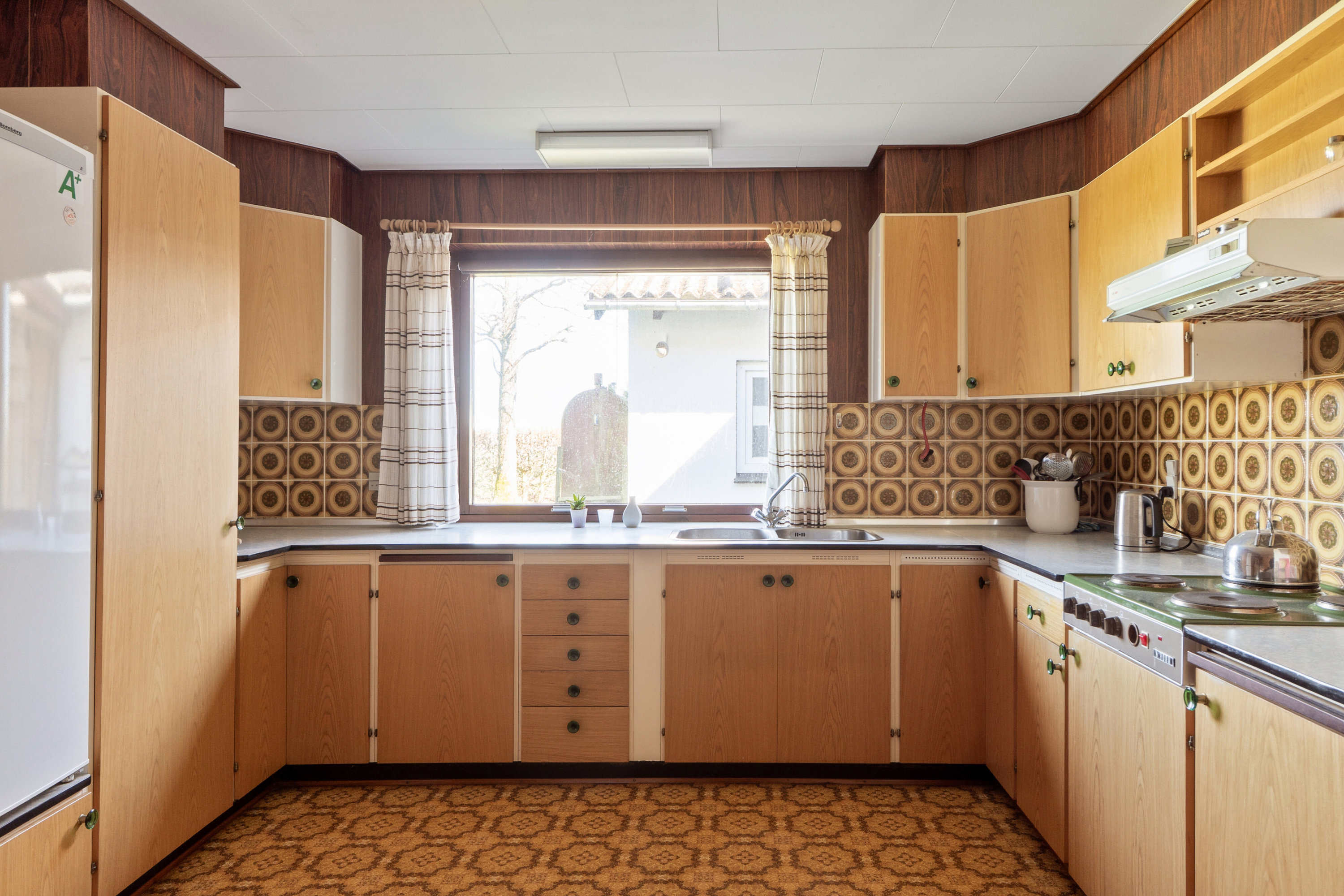 Fremhævet køkken billede i fuldskærmstilstand. Billede af Agerledetvej 19, 9870 Sindal