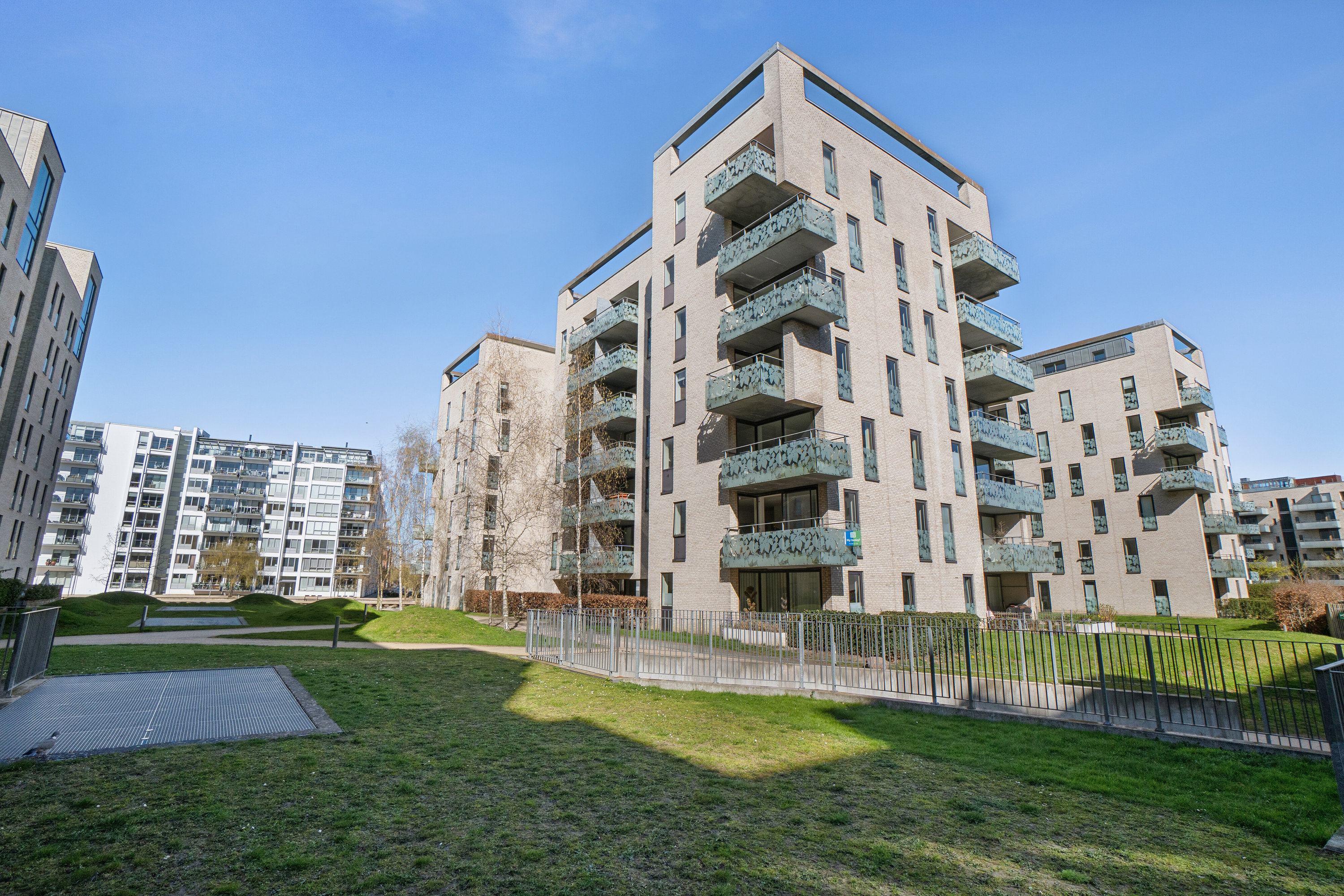 Fremhævet facade billede i fuldskærmstilstand. Billede af Jens Otto Krags Gade 7, 1. 3., 2300 København S