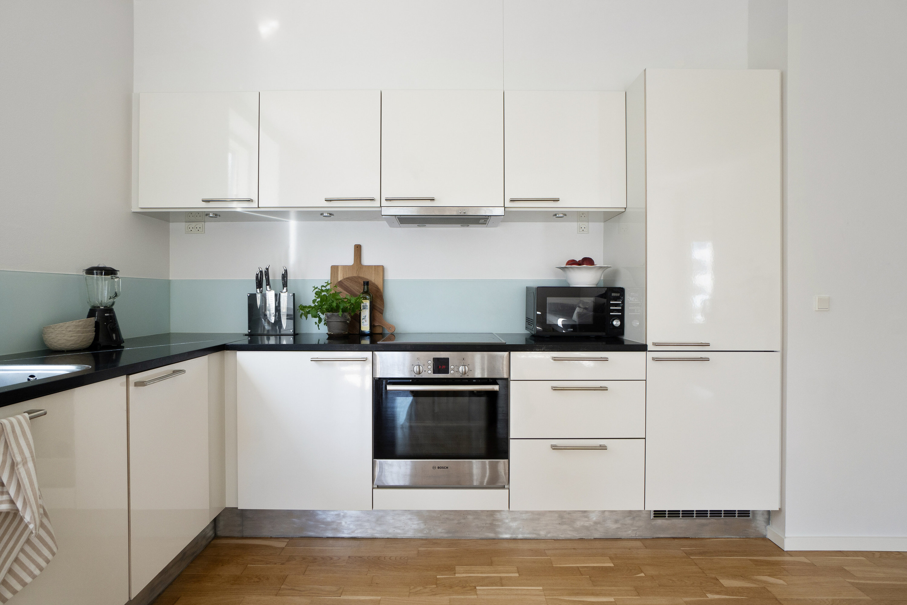 Fremhævet køkken billede i fuldskærmstilstand. Billede af Jens Otto Krags Gade 7, 1. 3., 2300 København S