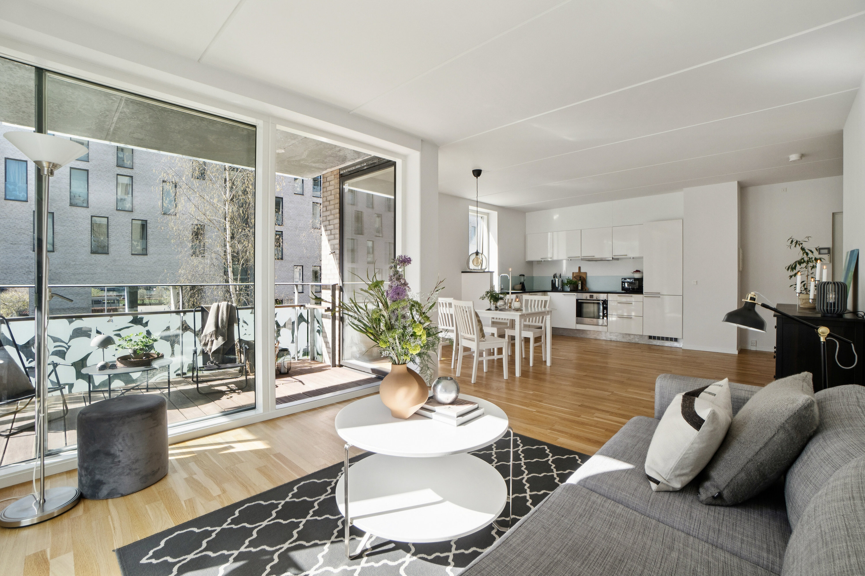 Fremhævet stue billede i fuldskærmstilstand. Billede af Jens Otto Krags Gade 7, 1. 3., 2300 København S