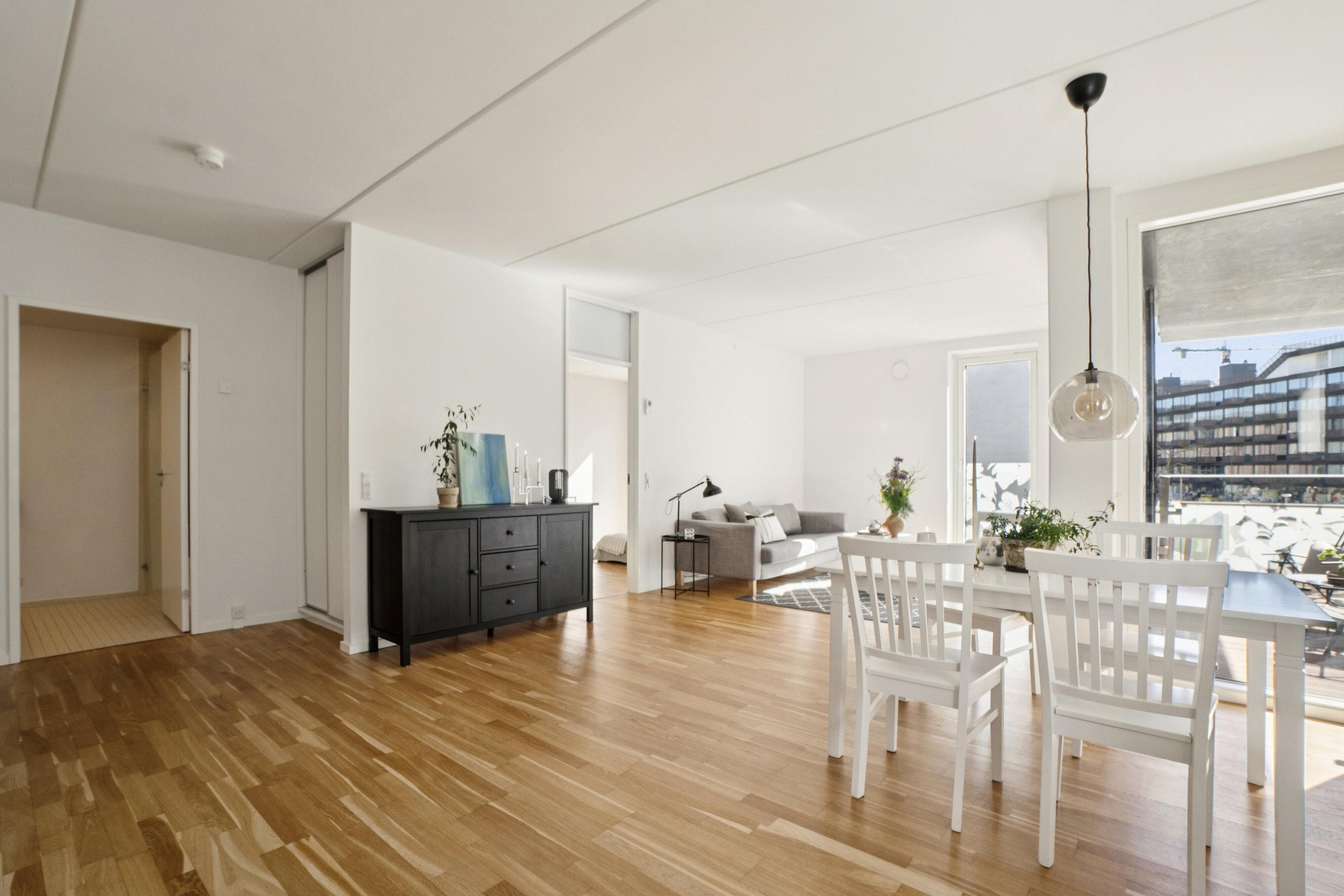 Fremhævet spisestue billede i fuldskærmstilstand. Billede af Jens Otto Krags Gade 7, 1. 3., 2300 København S