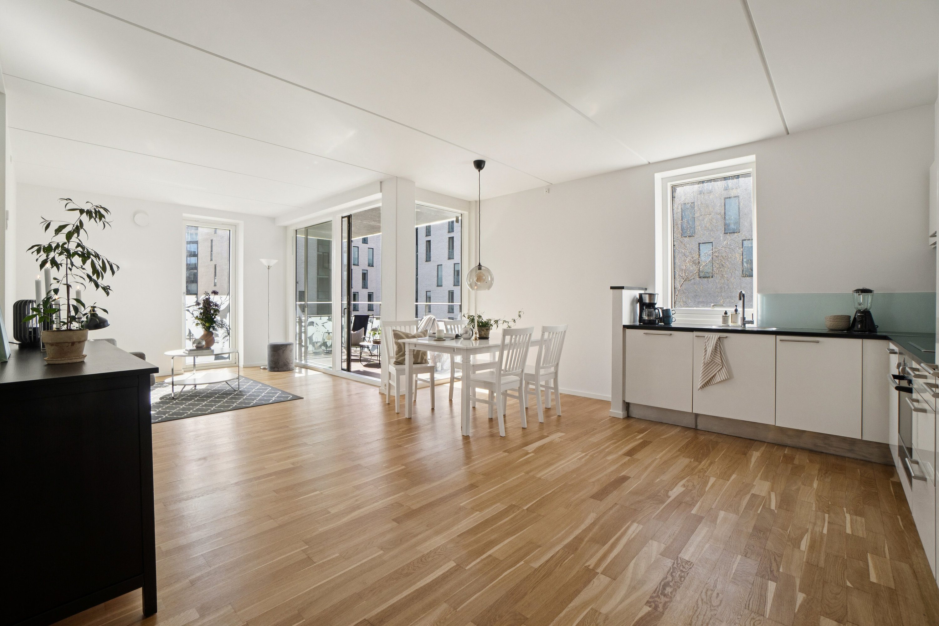 Fremhævet køkken billede i fuldskærmstilstand. Billede af Jens Otto Krags Gade 7, 1. 3., 2300 København S