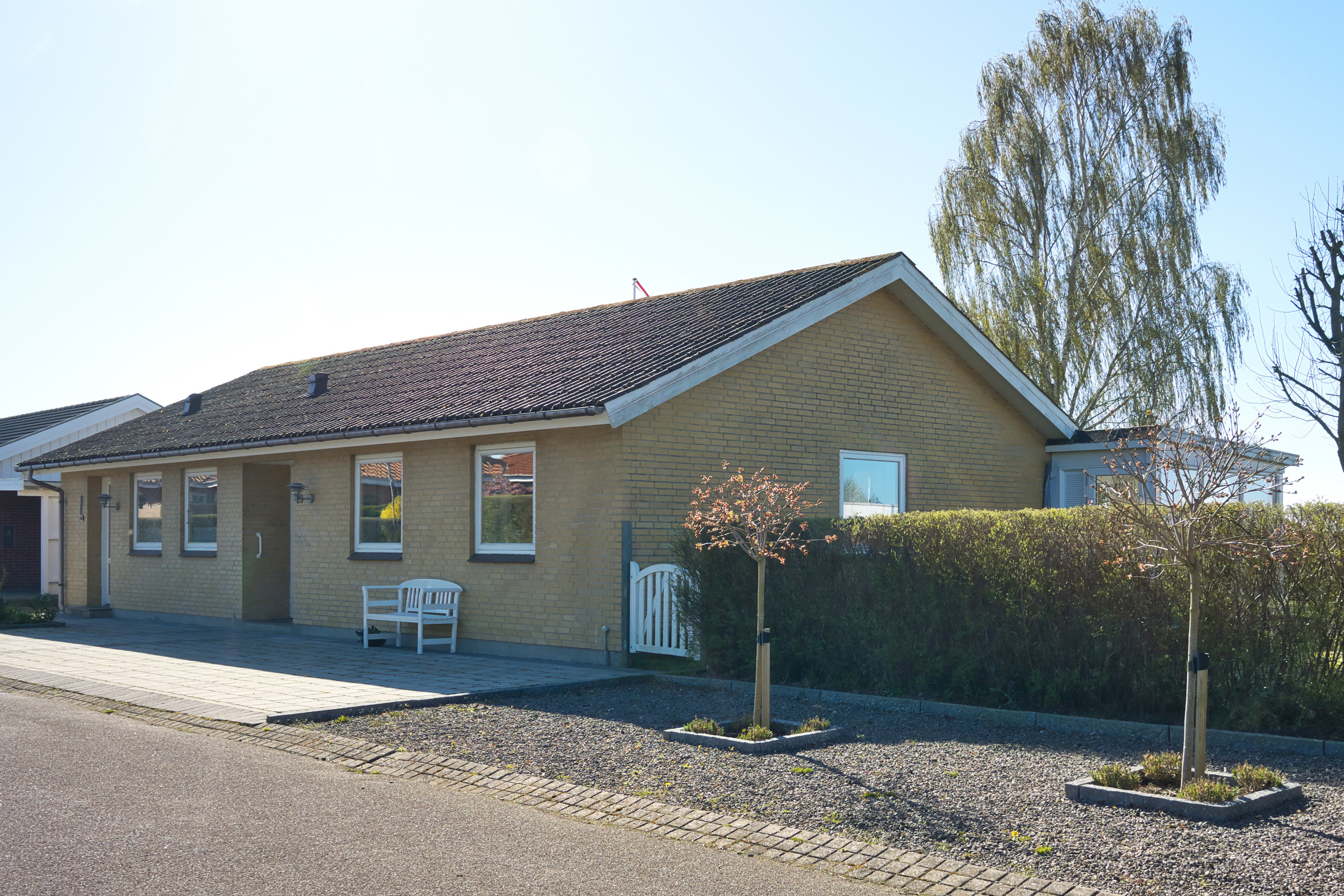 Fremhævet facade billede i fuldskærmstilstand. Billede af Engpibervej 29, 4930 Maribo