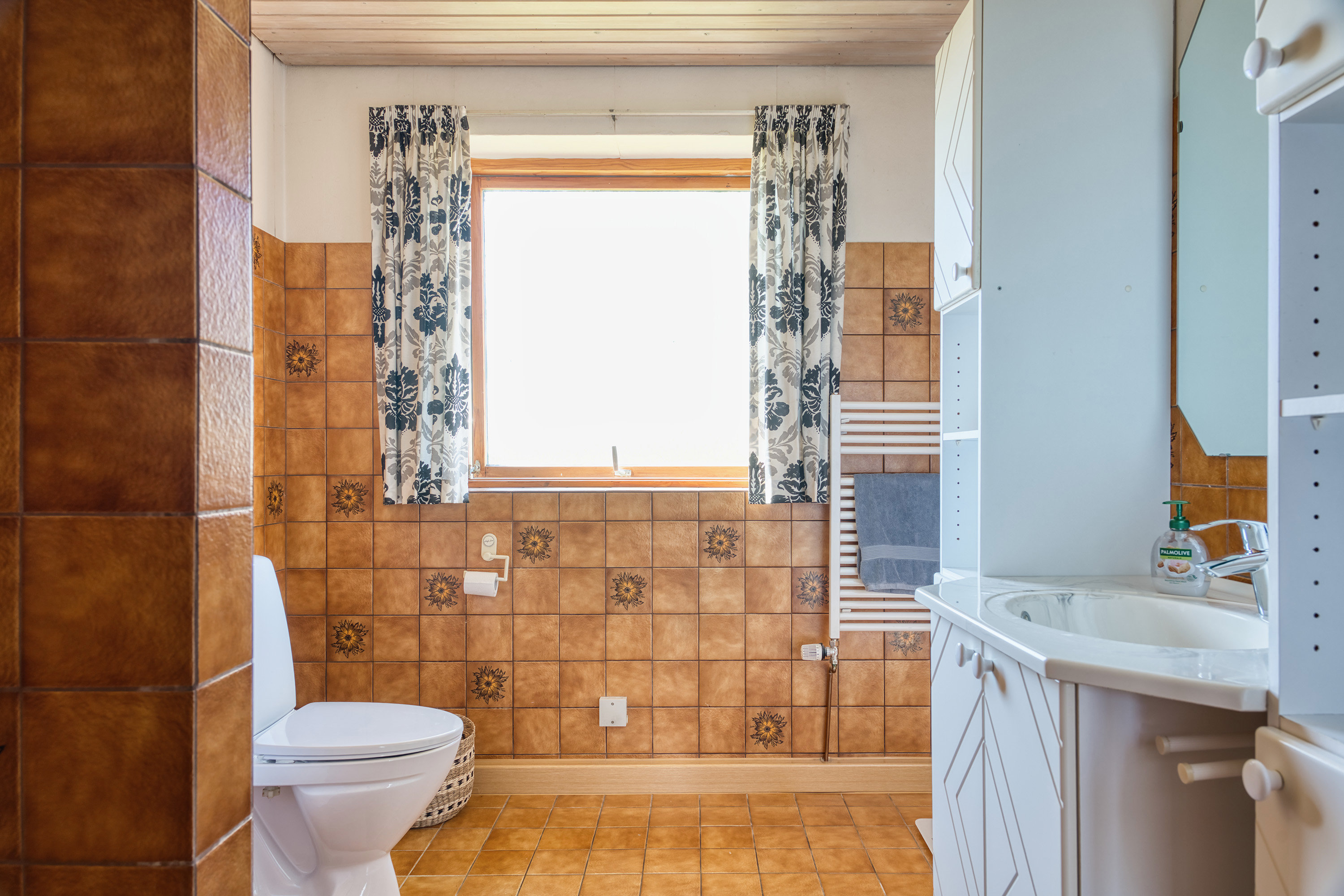 Fremhævet badeværelse billede i fuldskærmstilstand. Billede af Engpibervej 29, 4930 Maribo