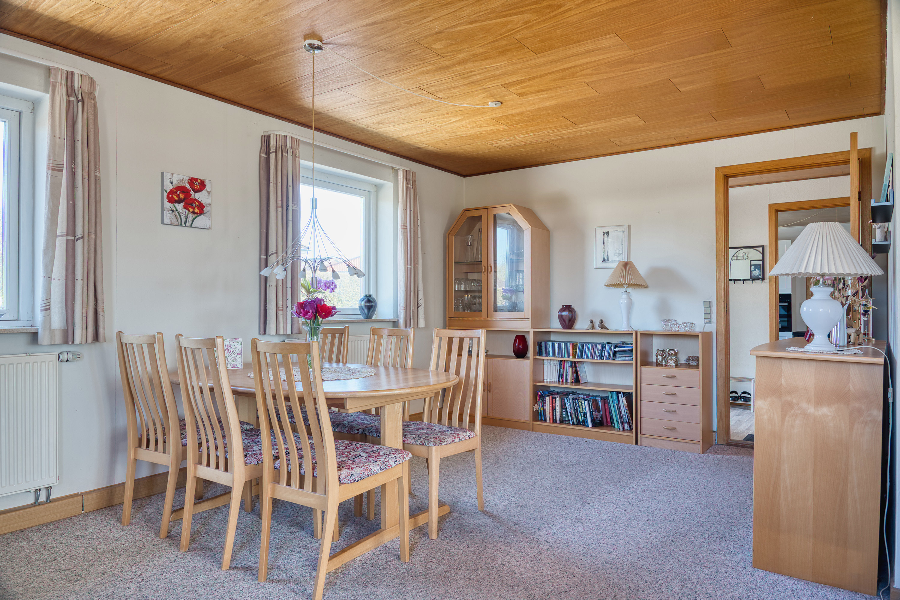 Fremhævet stue billede i fuldskærmstilstand. Billede af Engpibervej 29, 4930 Maribo