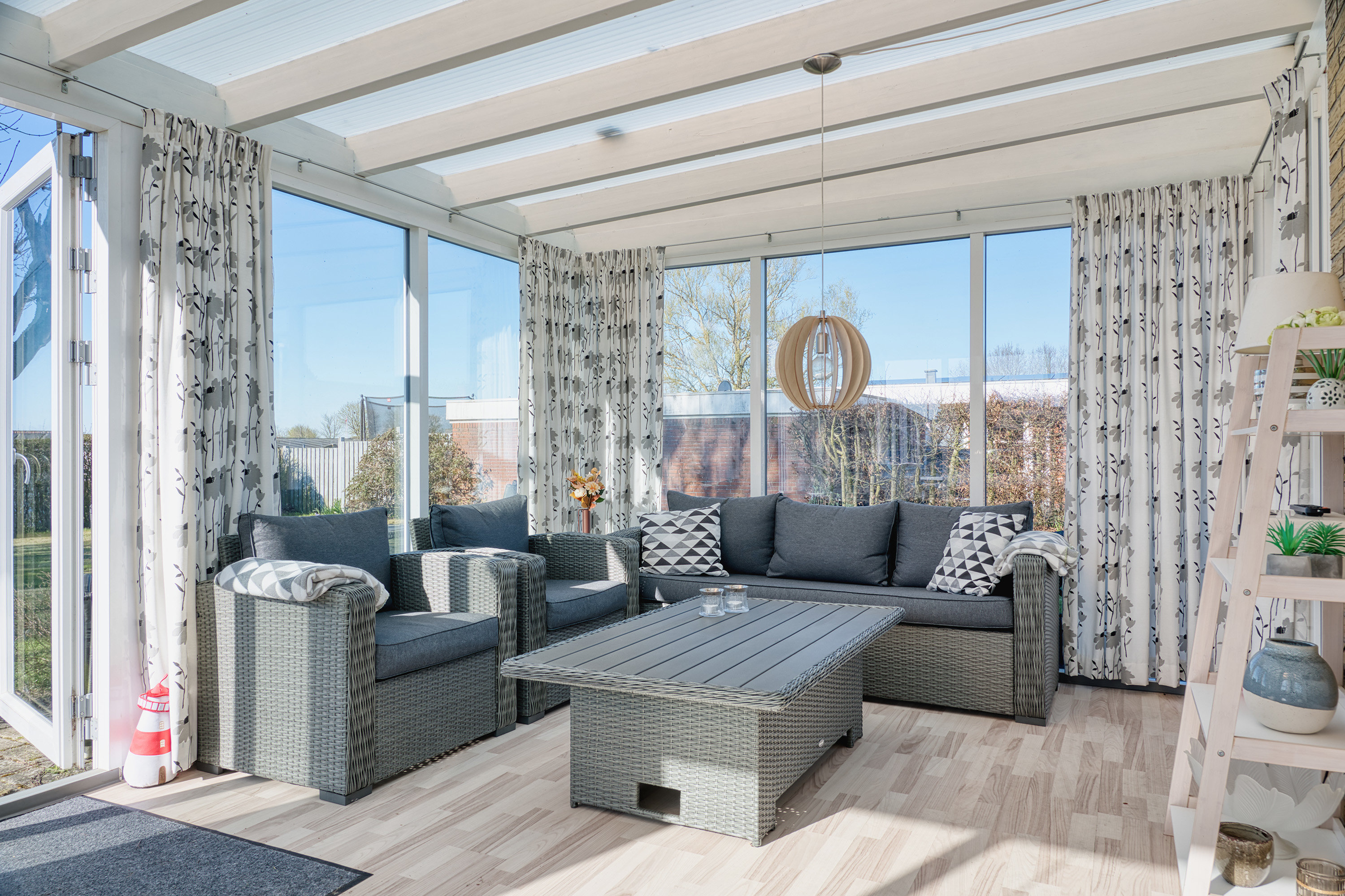 Fremhævet udestue billede i fuldskærmstilstand. Billede af Engpibervej 29, 4930 Maribo