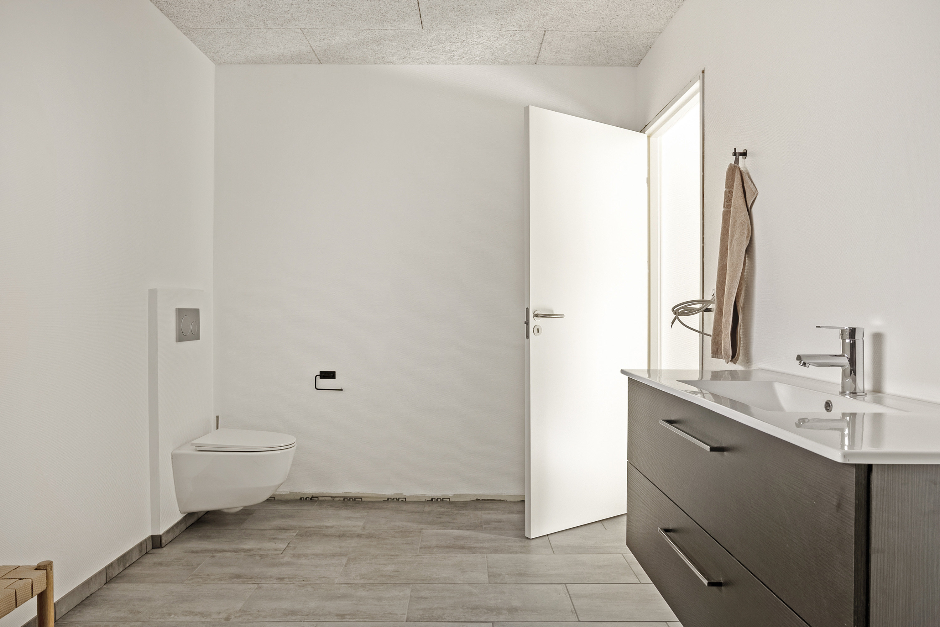 Fremhævet badeværelse billede i fuldskærmstilstand. Billede af Staushedevejen 8, 6621 Gesten