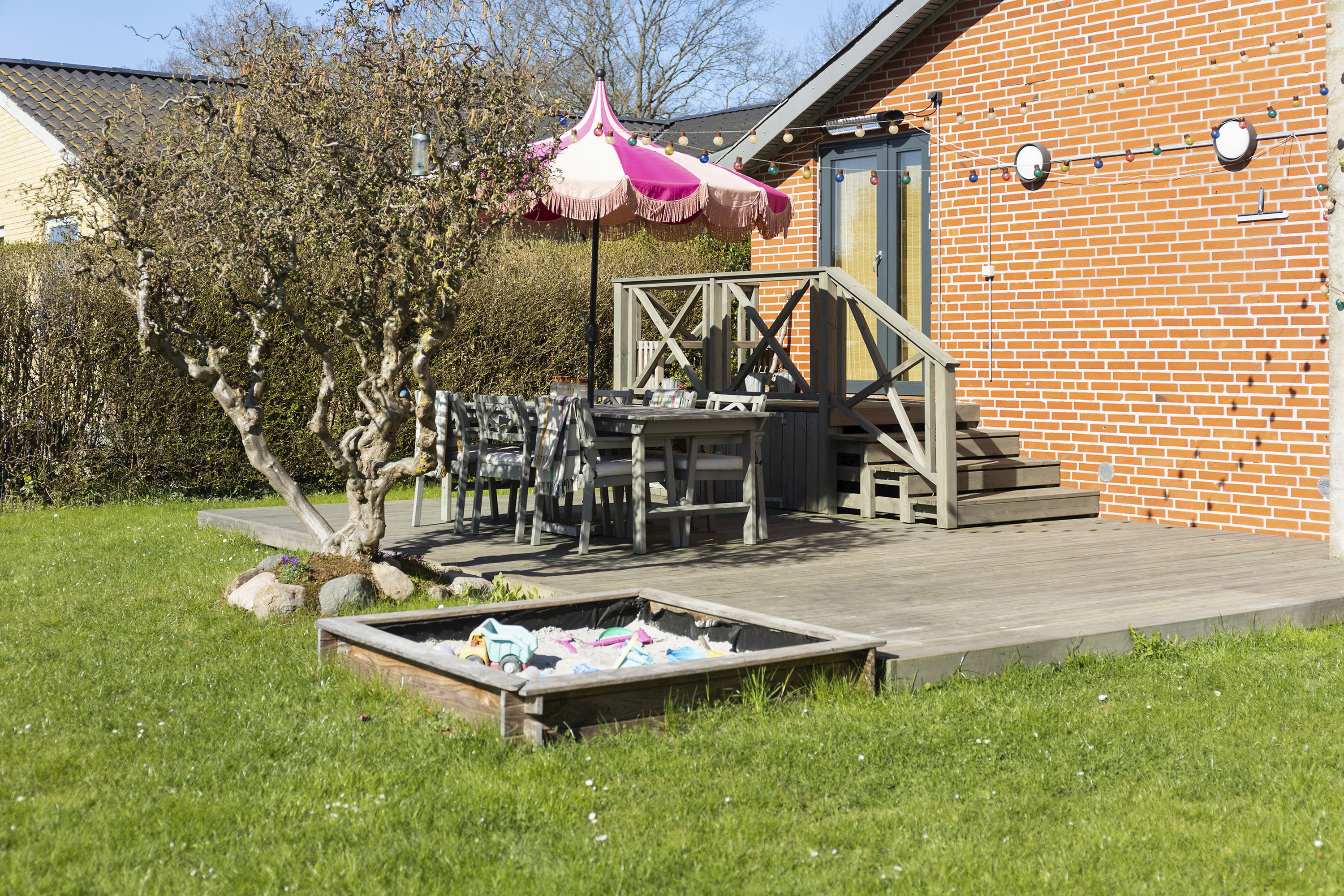 Fremhævet ejendommen billede i fuldskærmstilstand. Billede af Hyldegårdsvej 12, Seden, 5240 Odense NØ