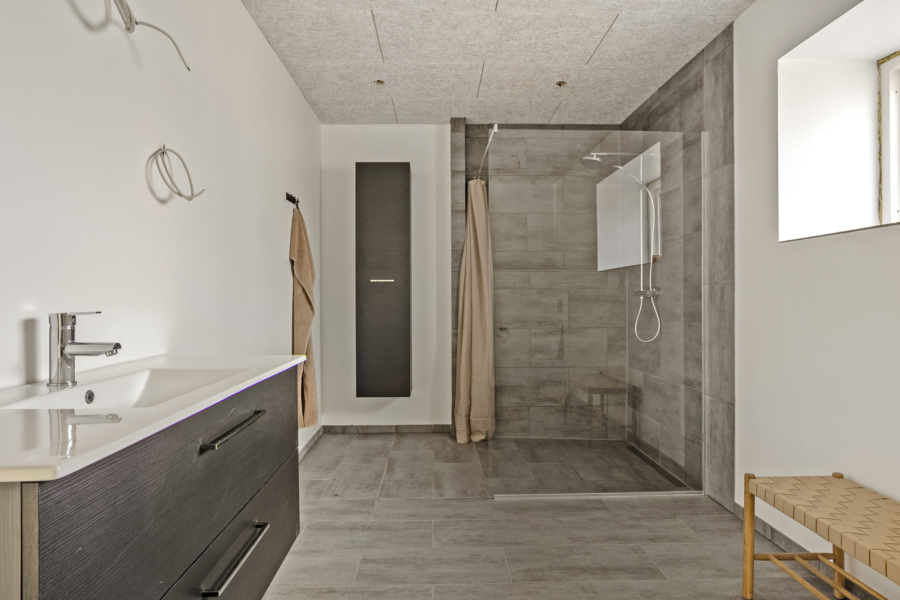 Fremhævet badeværelse billede i fuldskærmstilstand. Billede af Staushedevejen 8, 6621 Gesten