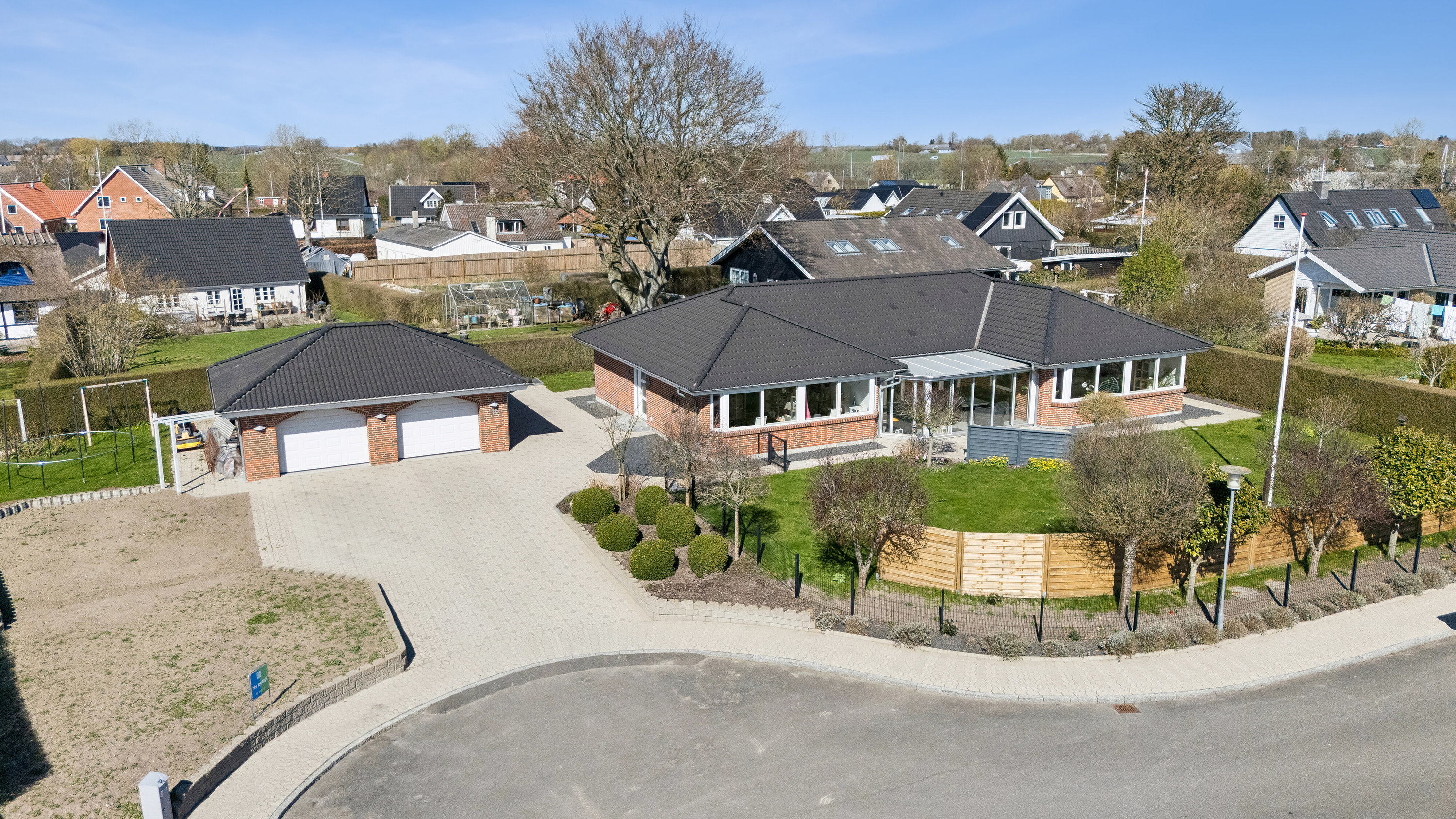 Fremhævet luftfoto billede i fuldskærmstilstand. Billede af Bytoften 16, Førslev, 4690 Haslev