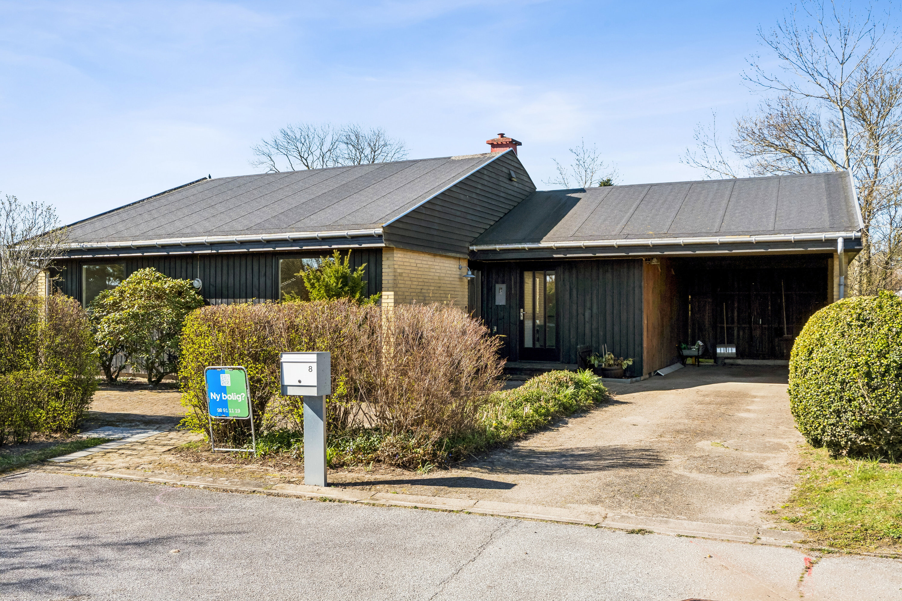 Fremhævet set fra vejen billede i fuldskærmstilstand. Billede af Heimdalsvej 8, 9870 Sindal