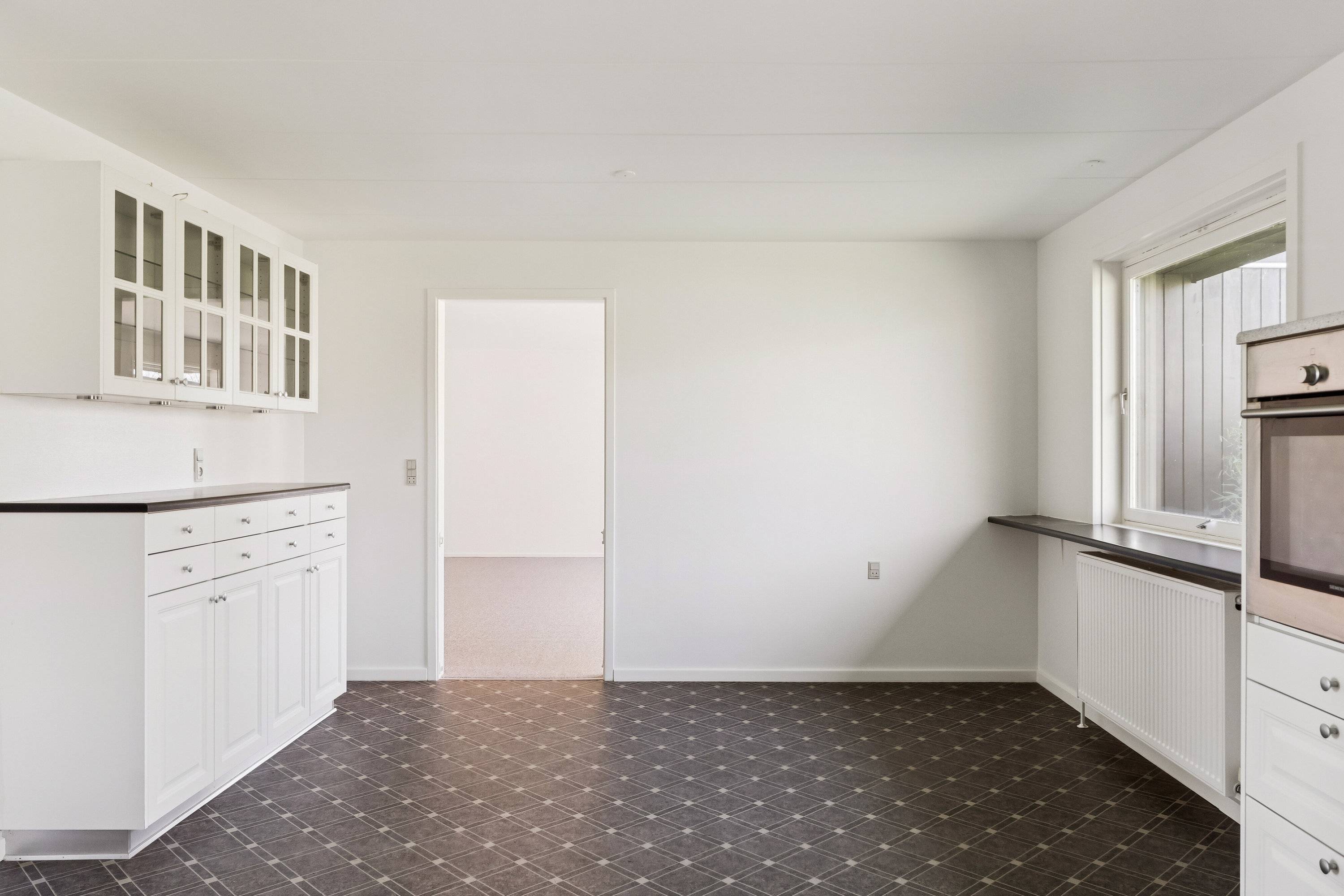 Fremhævet køkken billede i fuldskærmstilstand. Billede af Heimdalsvej 8, 9870 Sindal