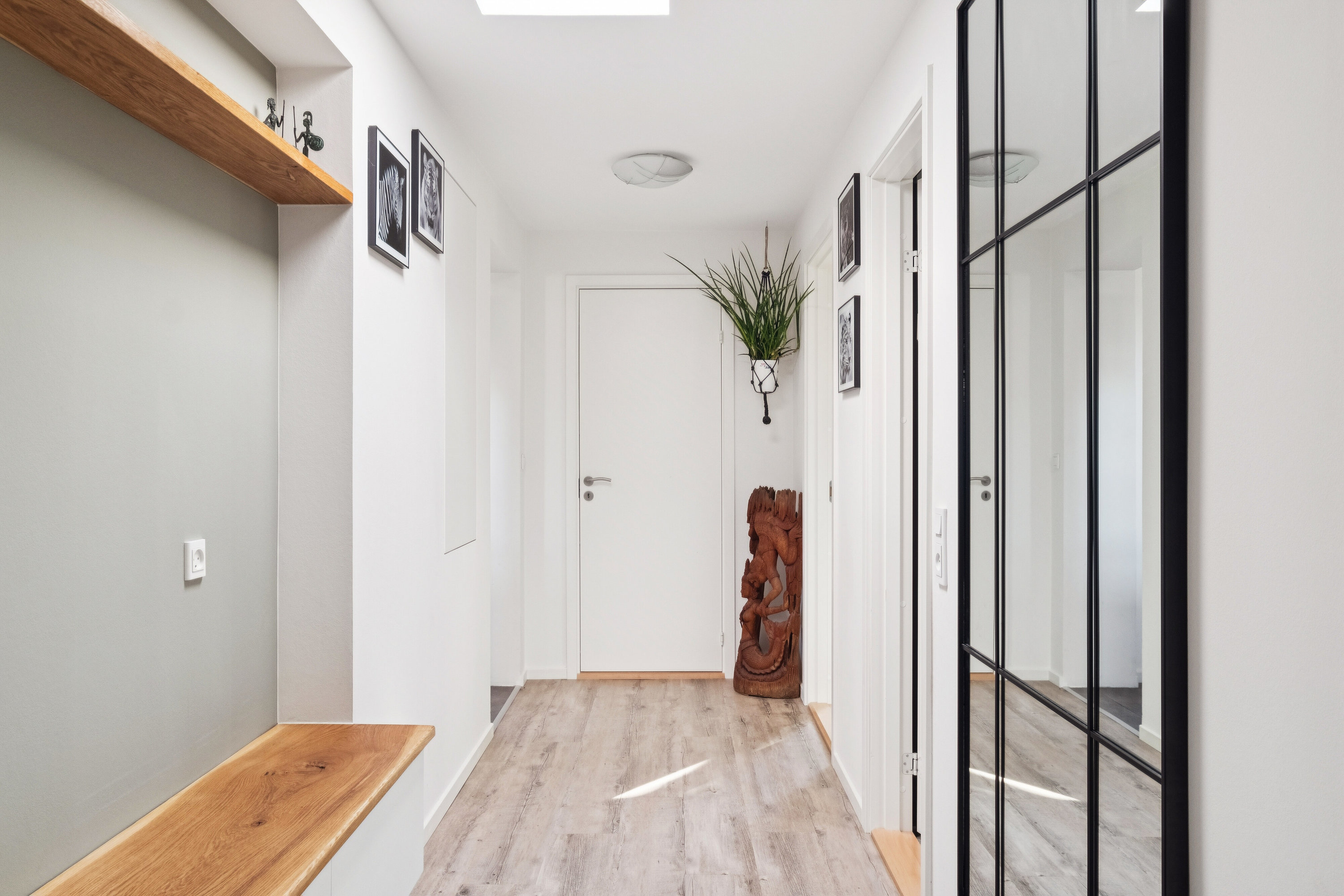 Fremhævet gang billede i fuldskærmstilstand. Billede af Skovvej 1, 9800 Hjørring