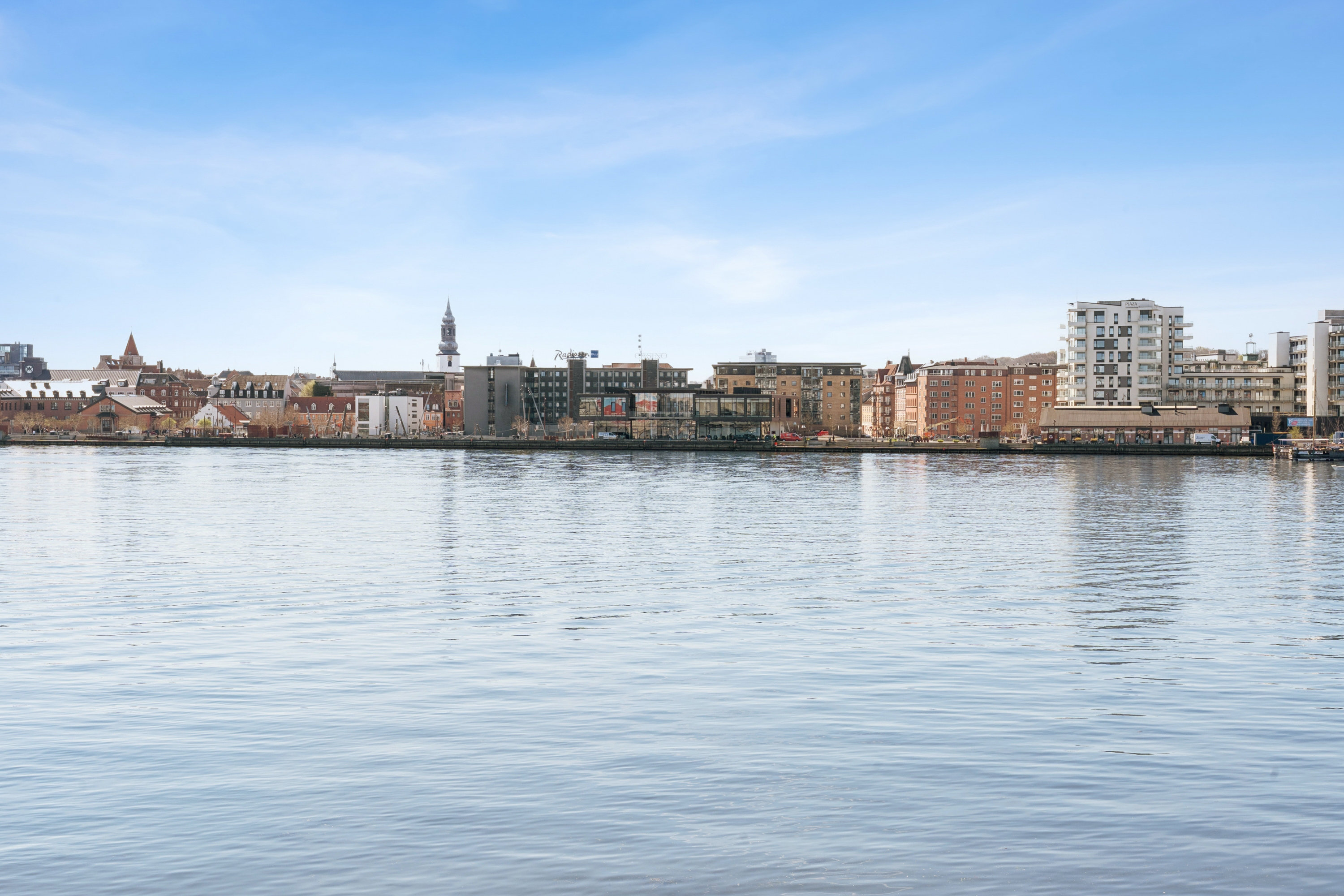 Fremhævet omgivelser billede i fuldskærmstilstand. Billede af Havnegade 21, 1. 1., 9400 Nørresundby