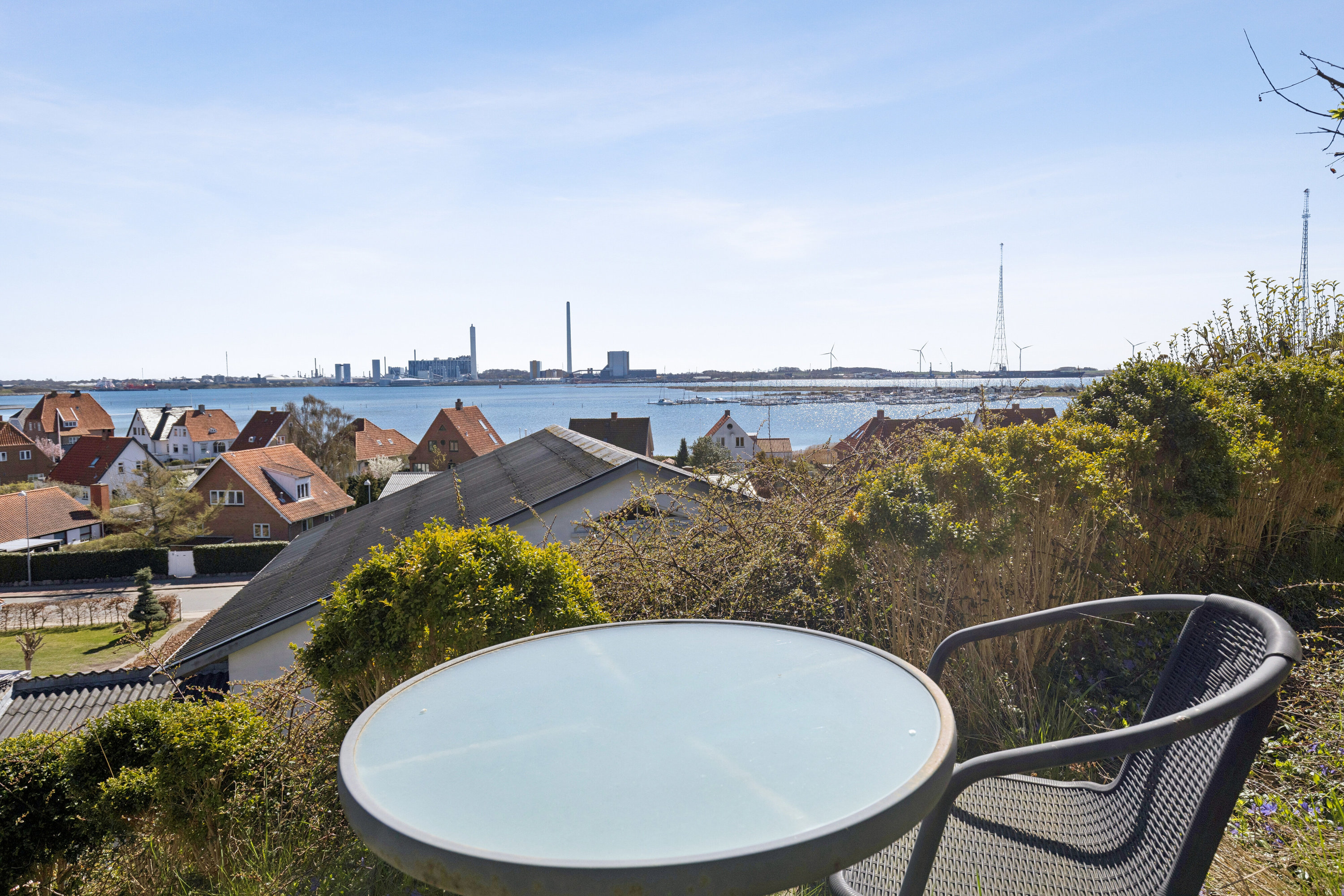 Fremhævet udendørs billede i fuldskærmstilstand. Billede af Lundevej 26, 4400 Kalundborg