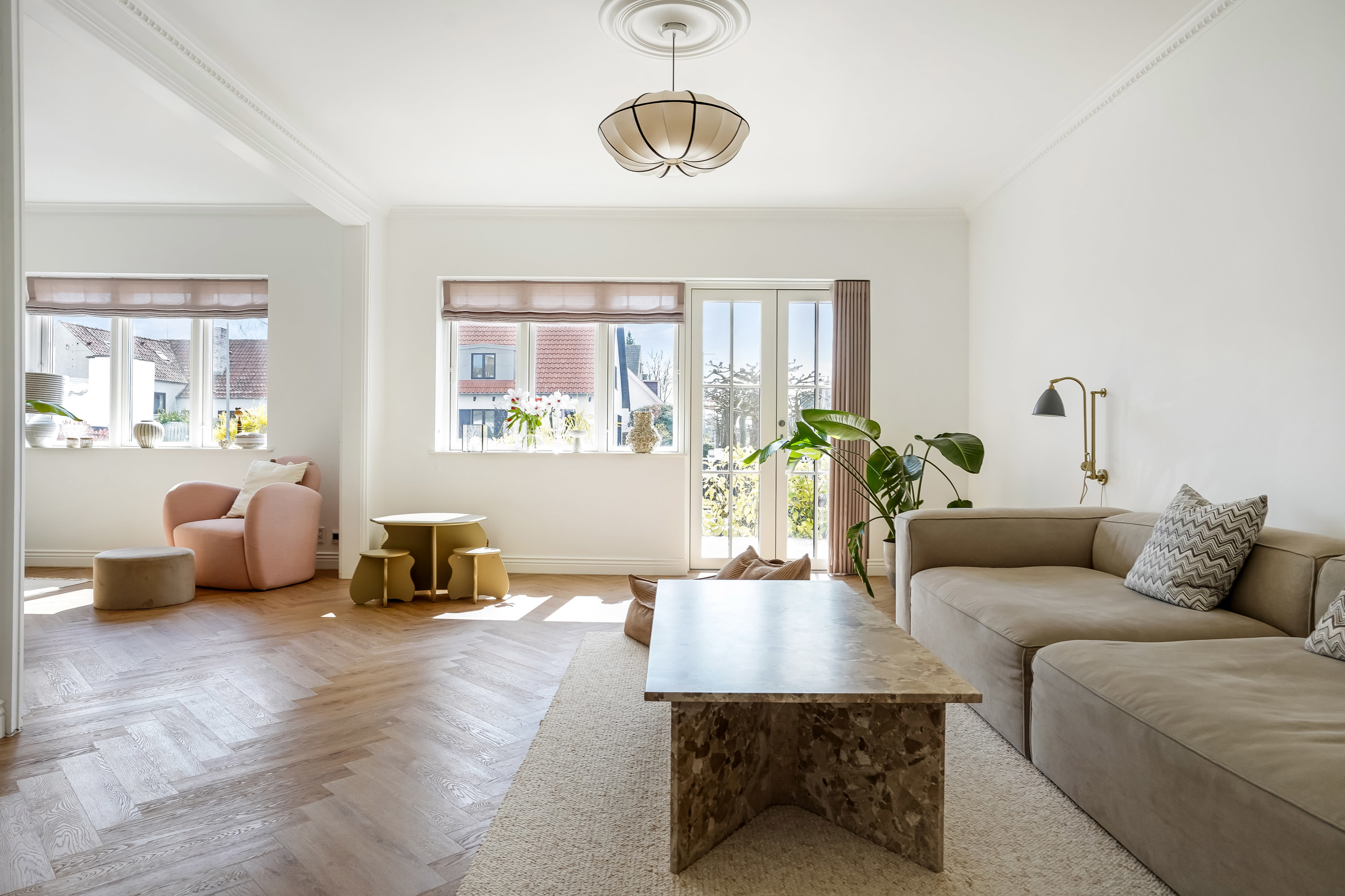 Fremhævet stue billede i fuldskærmstilstand. Billede af Tietgens Allé 17, 5230 Odense M